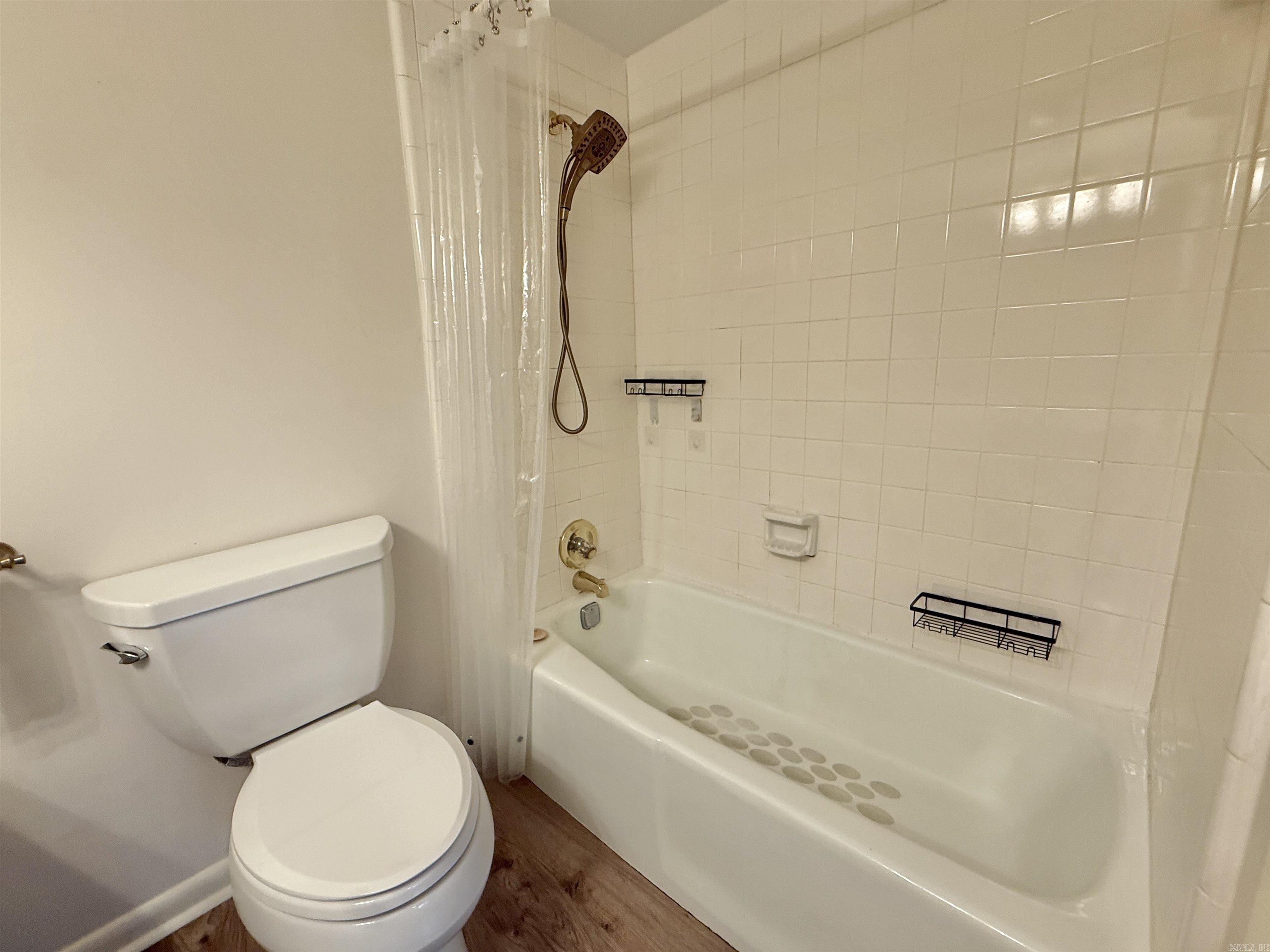 6 Towne Park Ct #3
