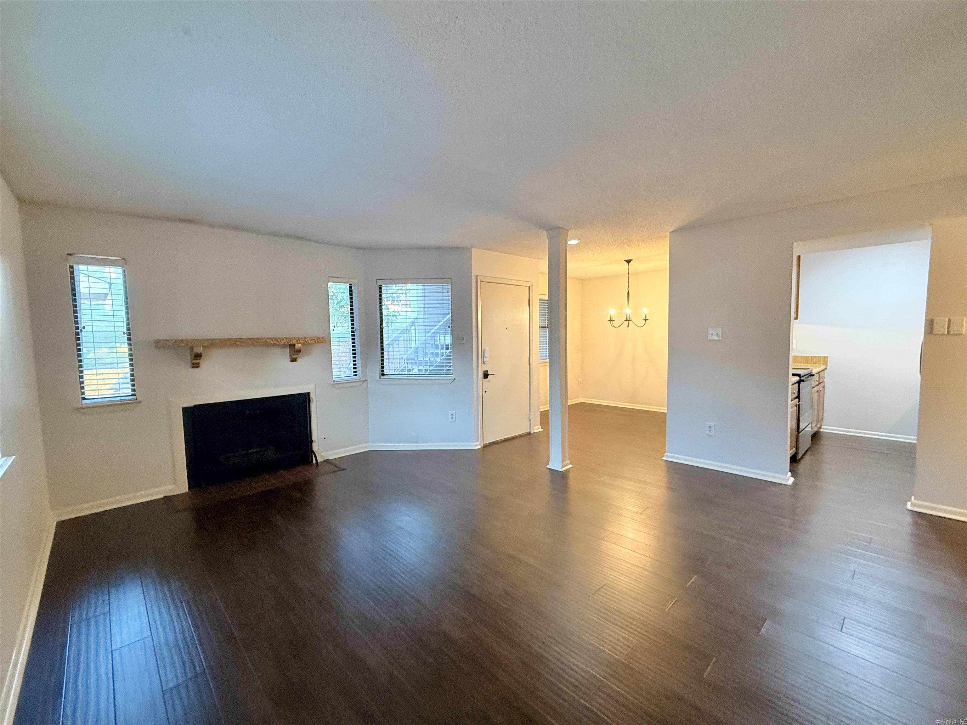 6 Towne Park Ct #3