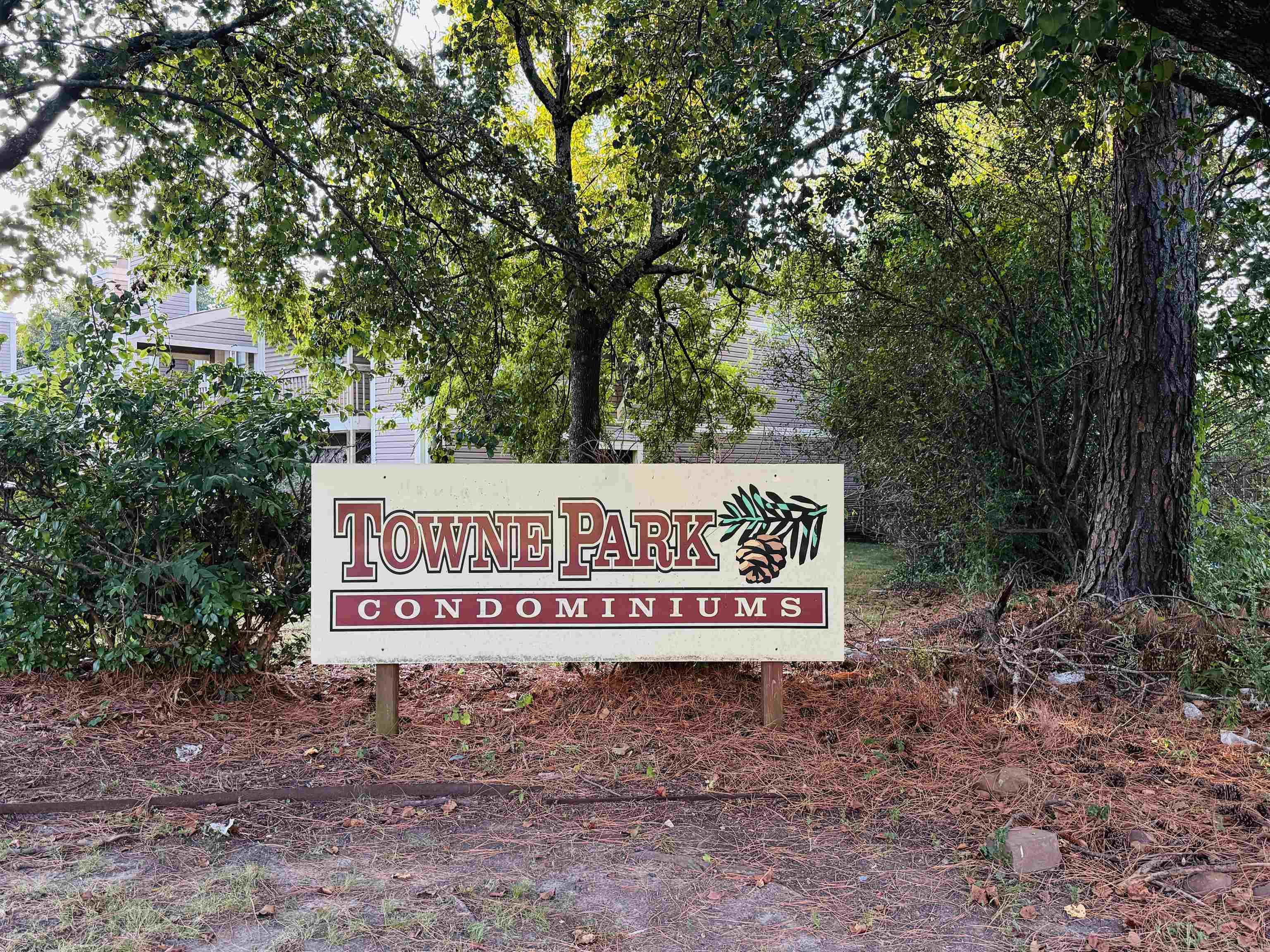 6 Towne Park Ct #3