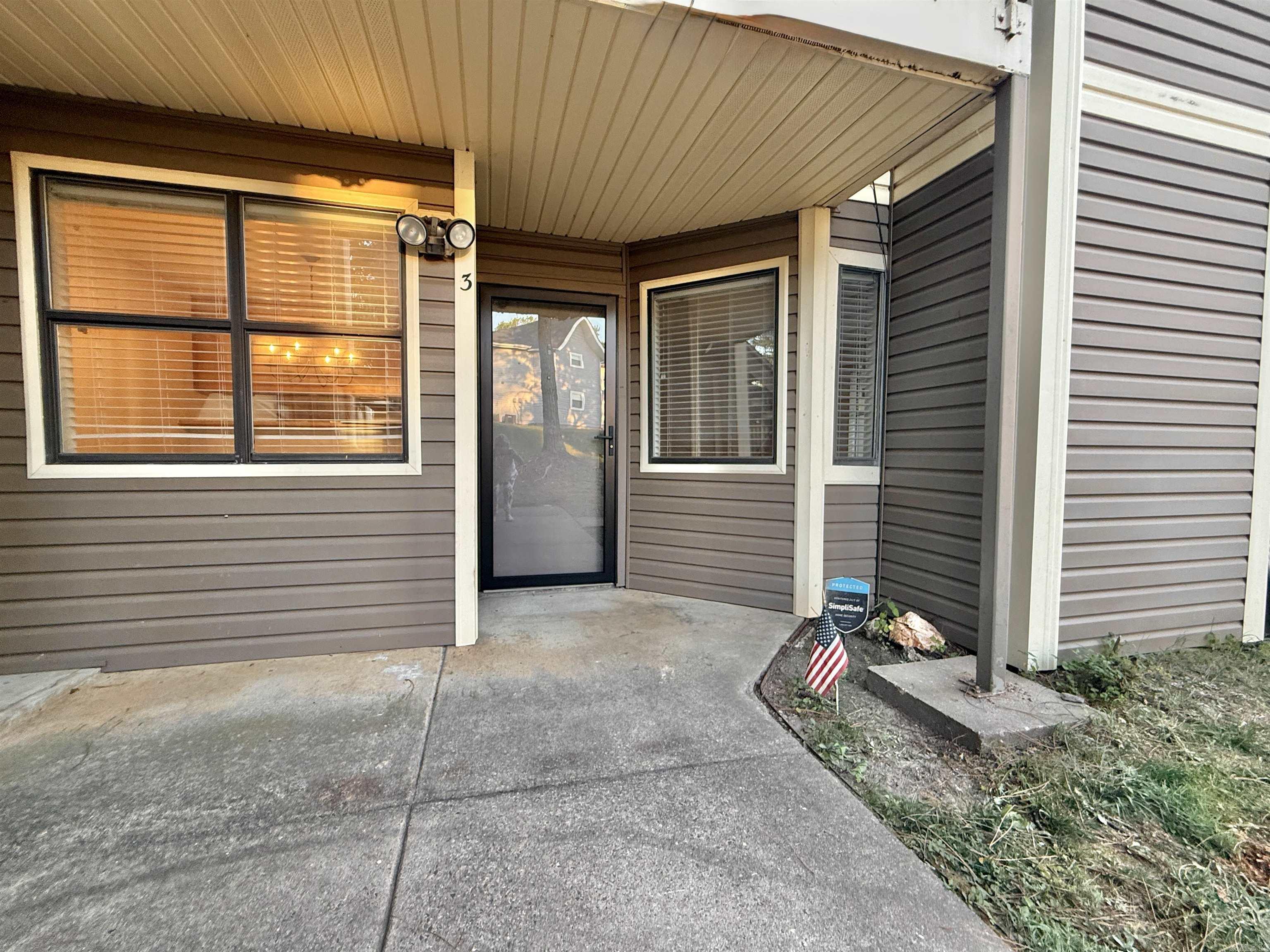 6 Towne Park Ct #3