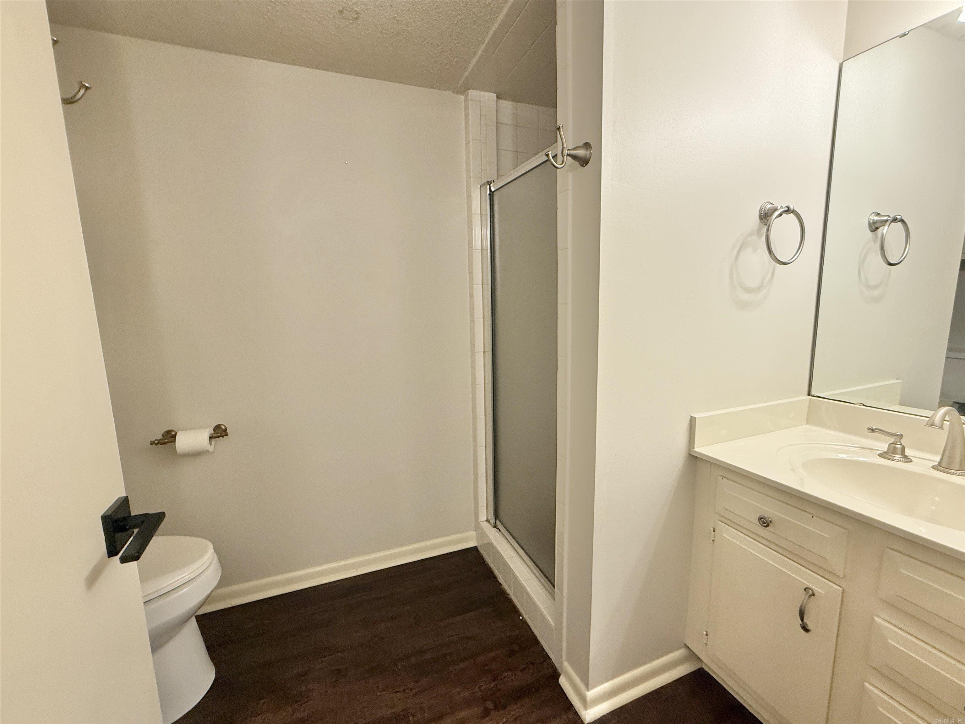 6 Towne Park Ct #3