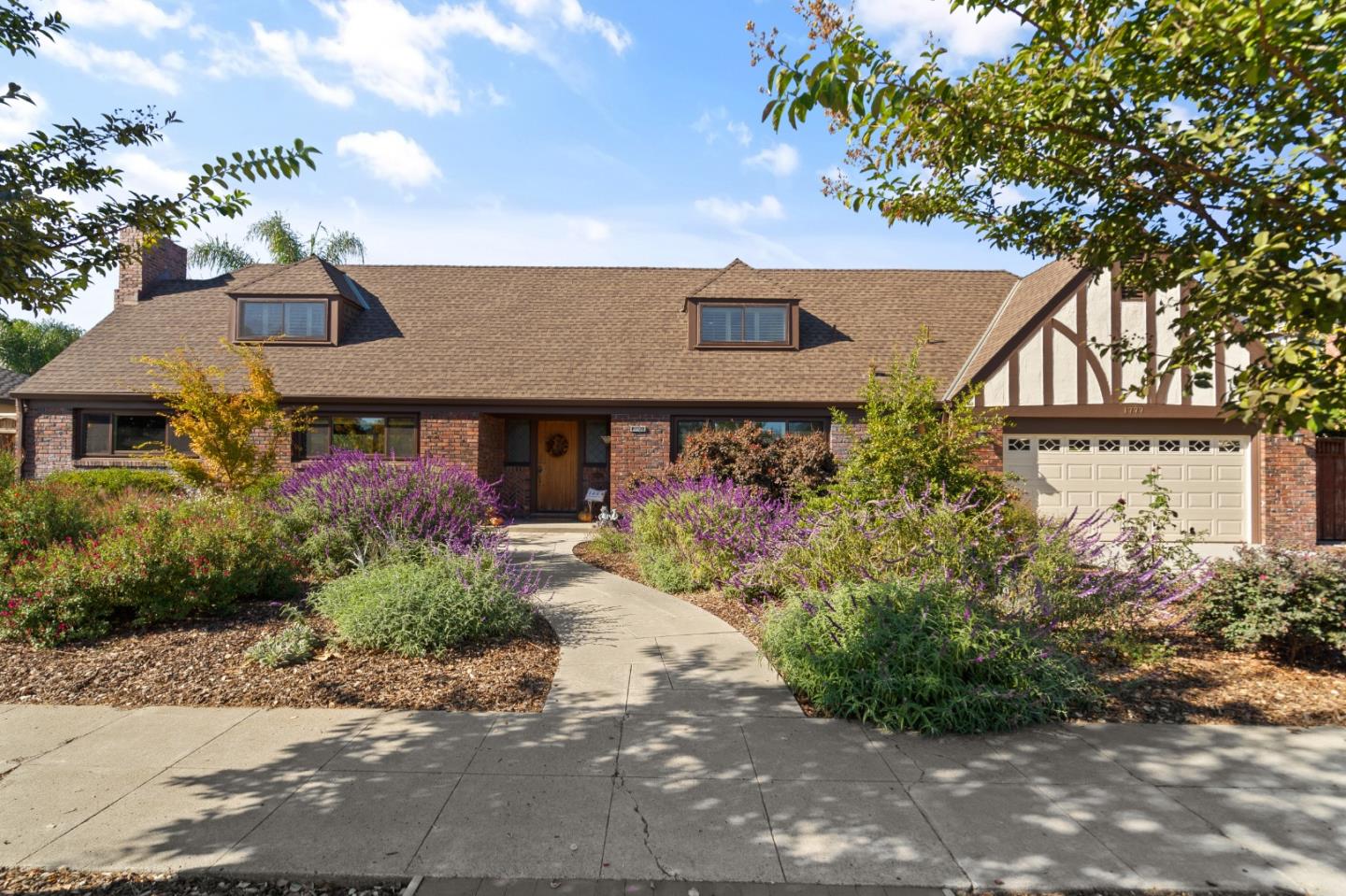 1777 West Hedding Street