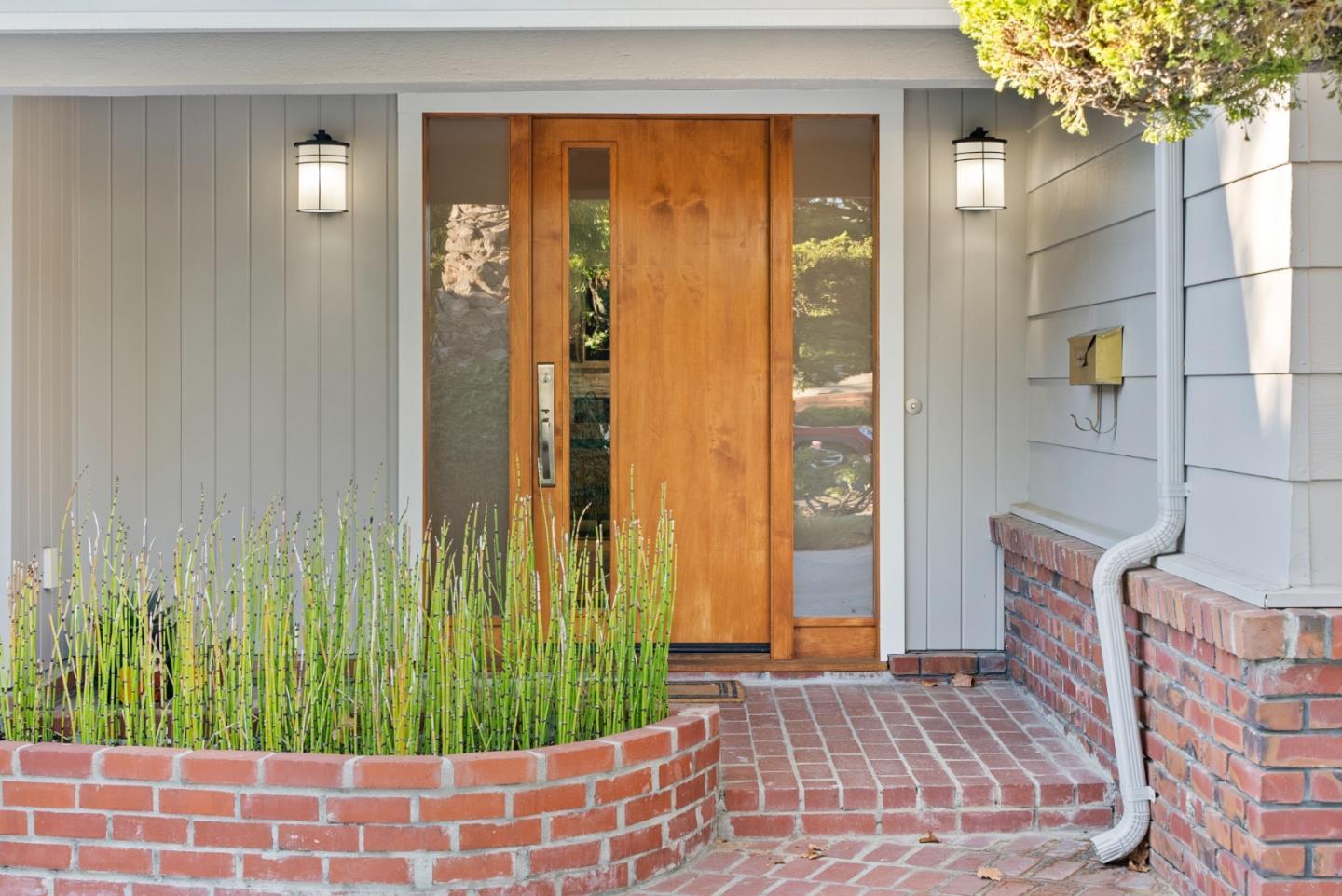 2865 Benjamin Avenue