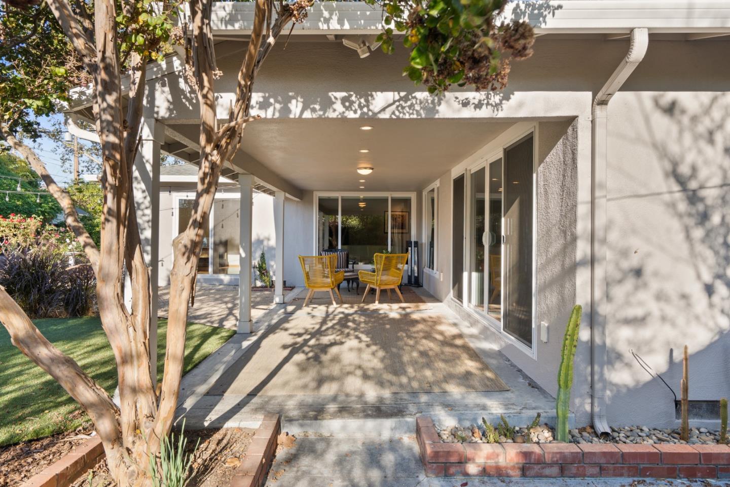 2865 Benjamin Avenue