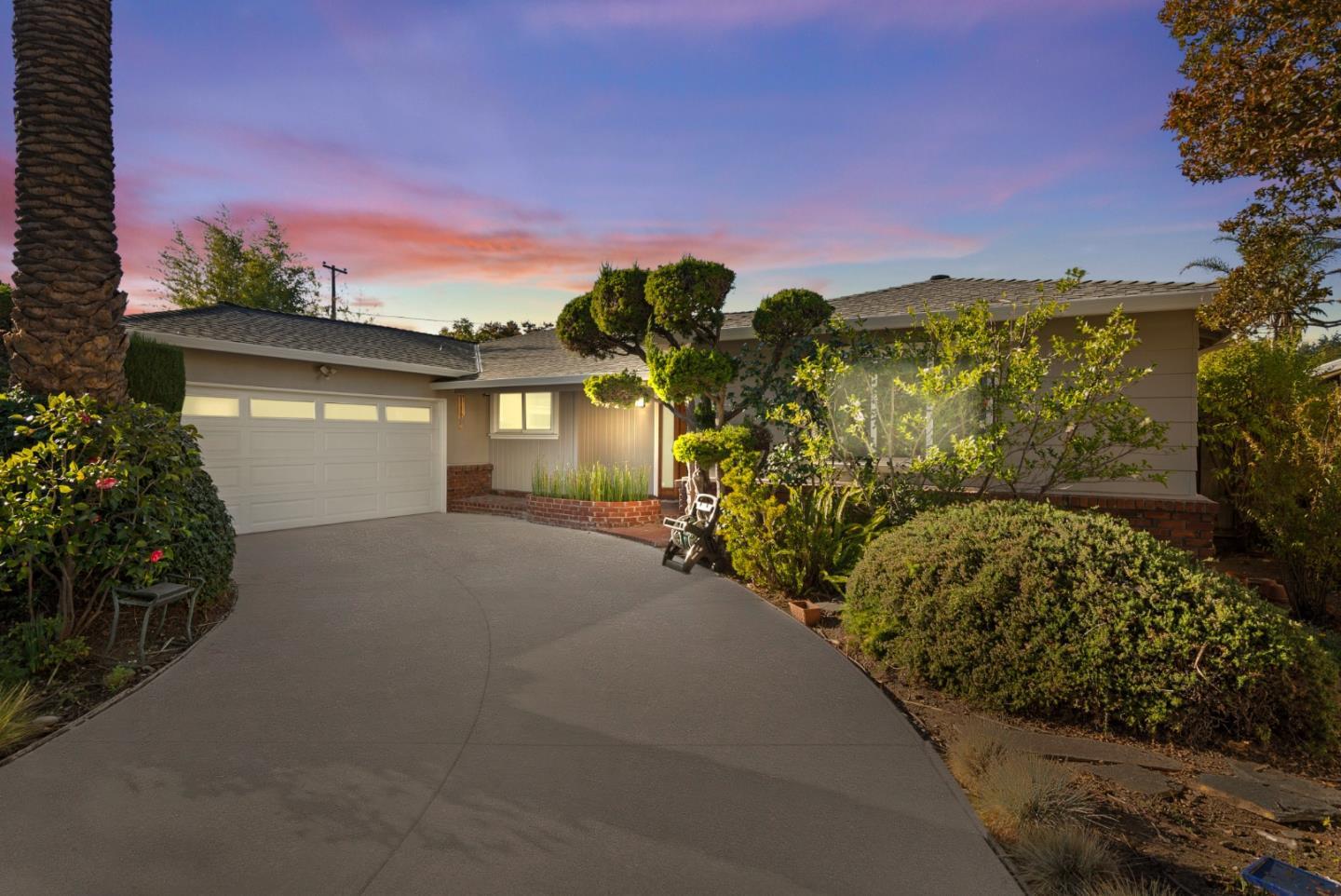 2865 Benjamin Avenue