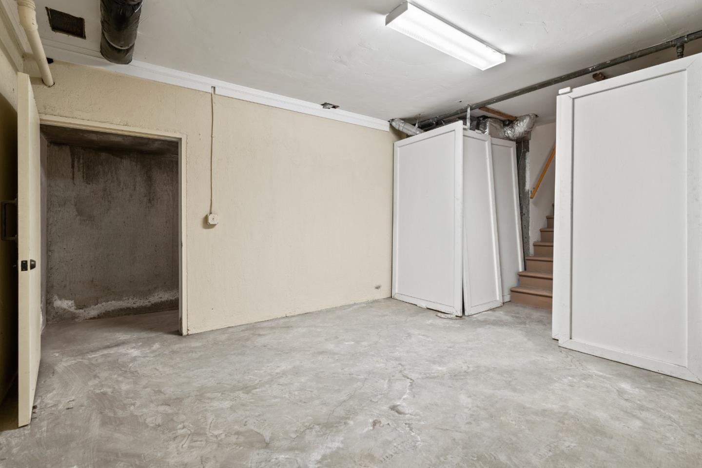 1460 University Avenue