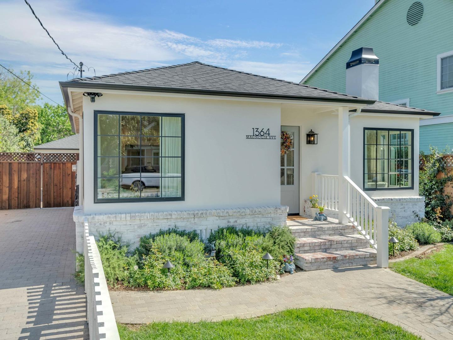 1364 Magnolia Avenue