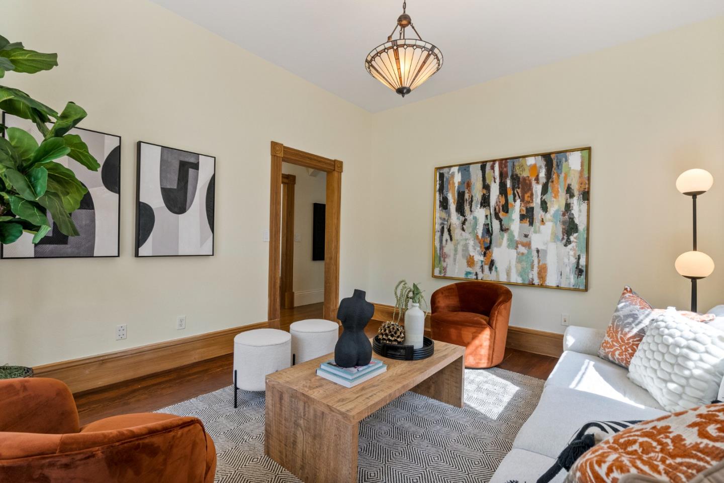 1262 Magnolia Avenue