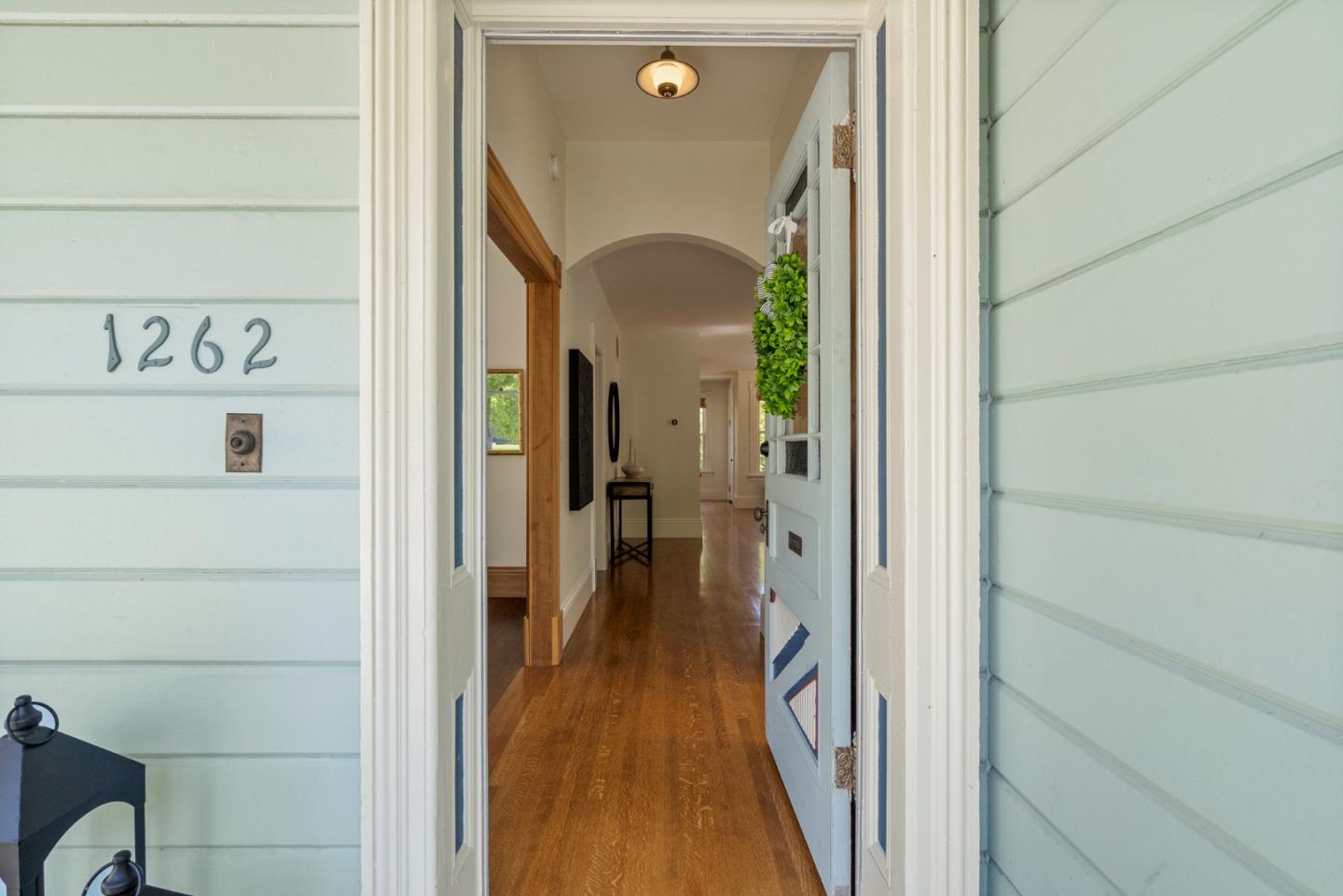 1262 Magnolia Avenue