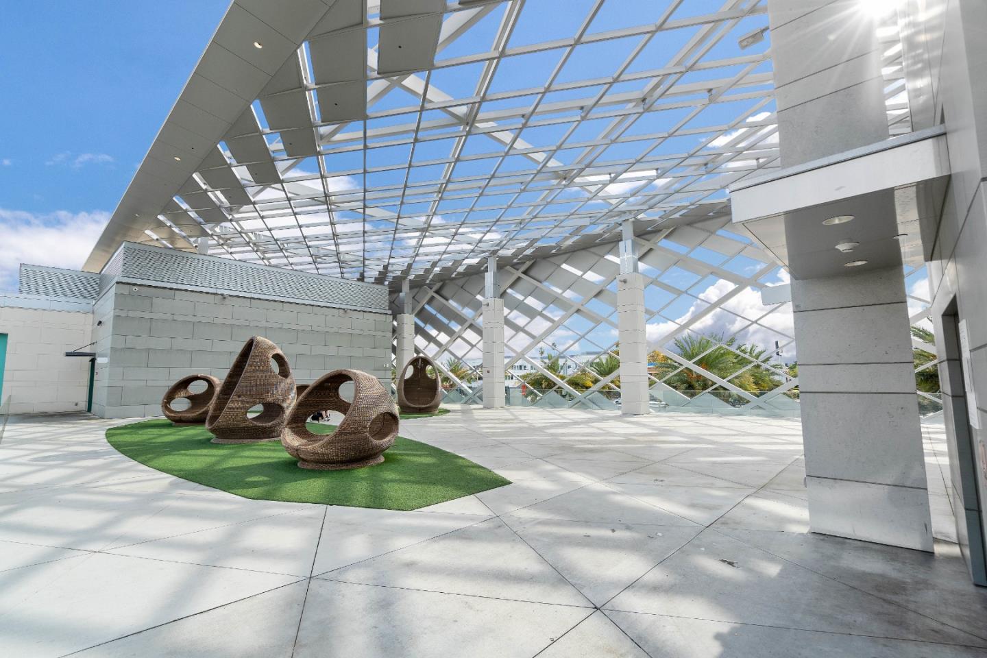 2450 Golf Links Circle