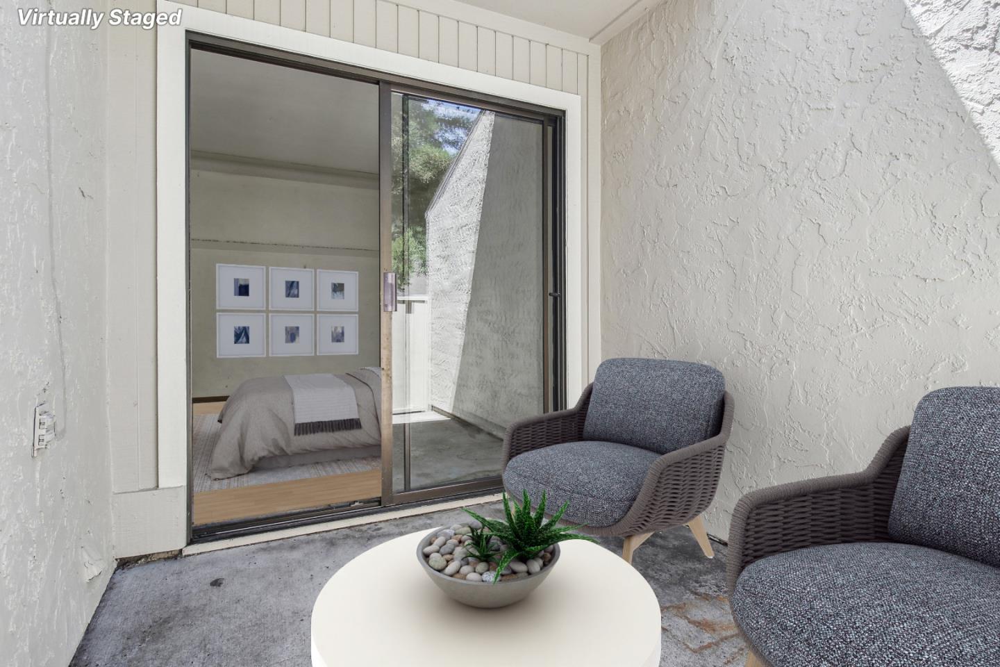 2450 Golf Links Circle