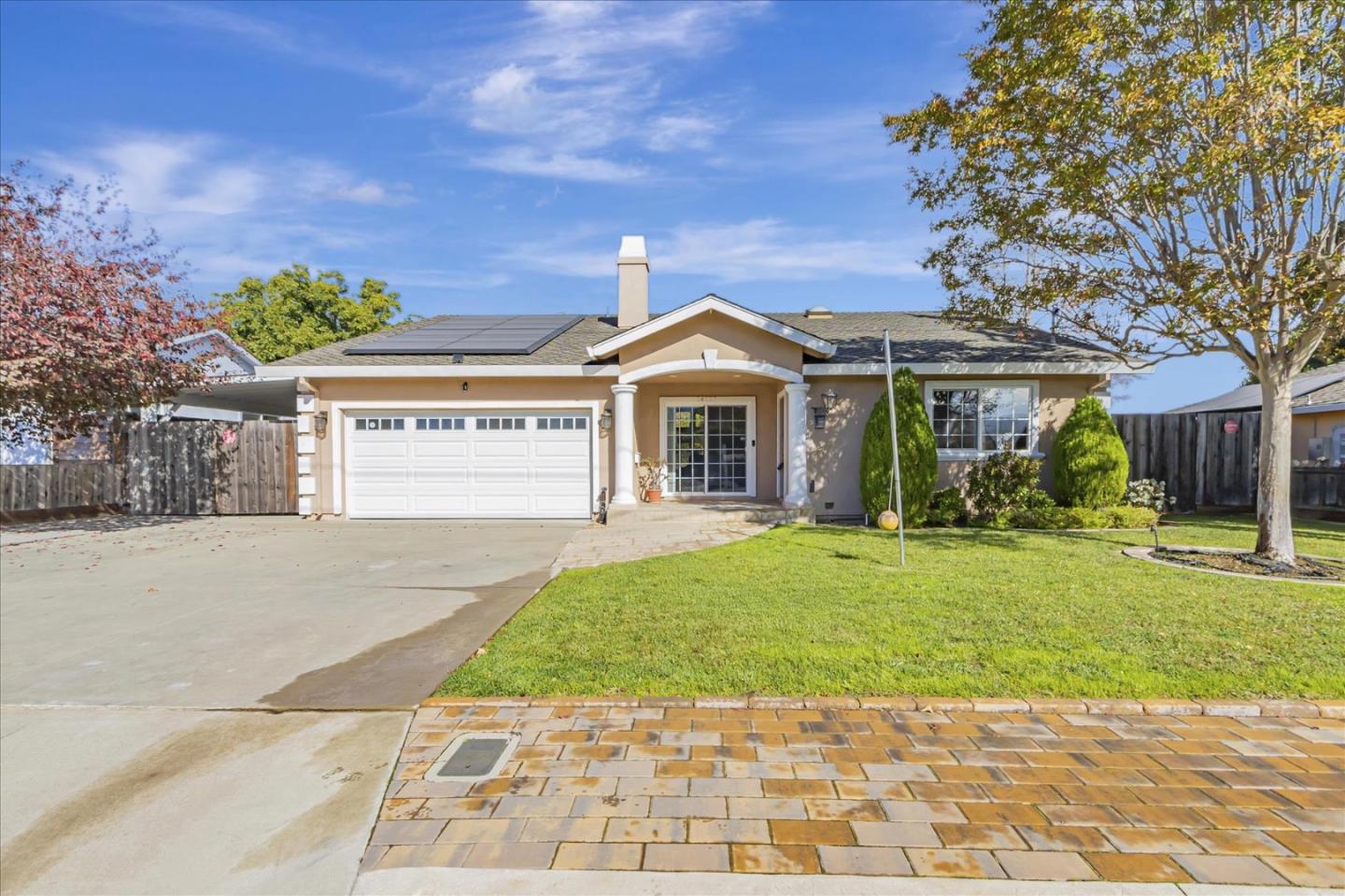 14827 Branham LN