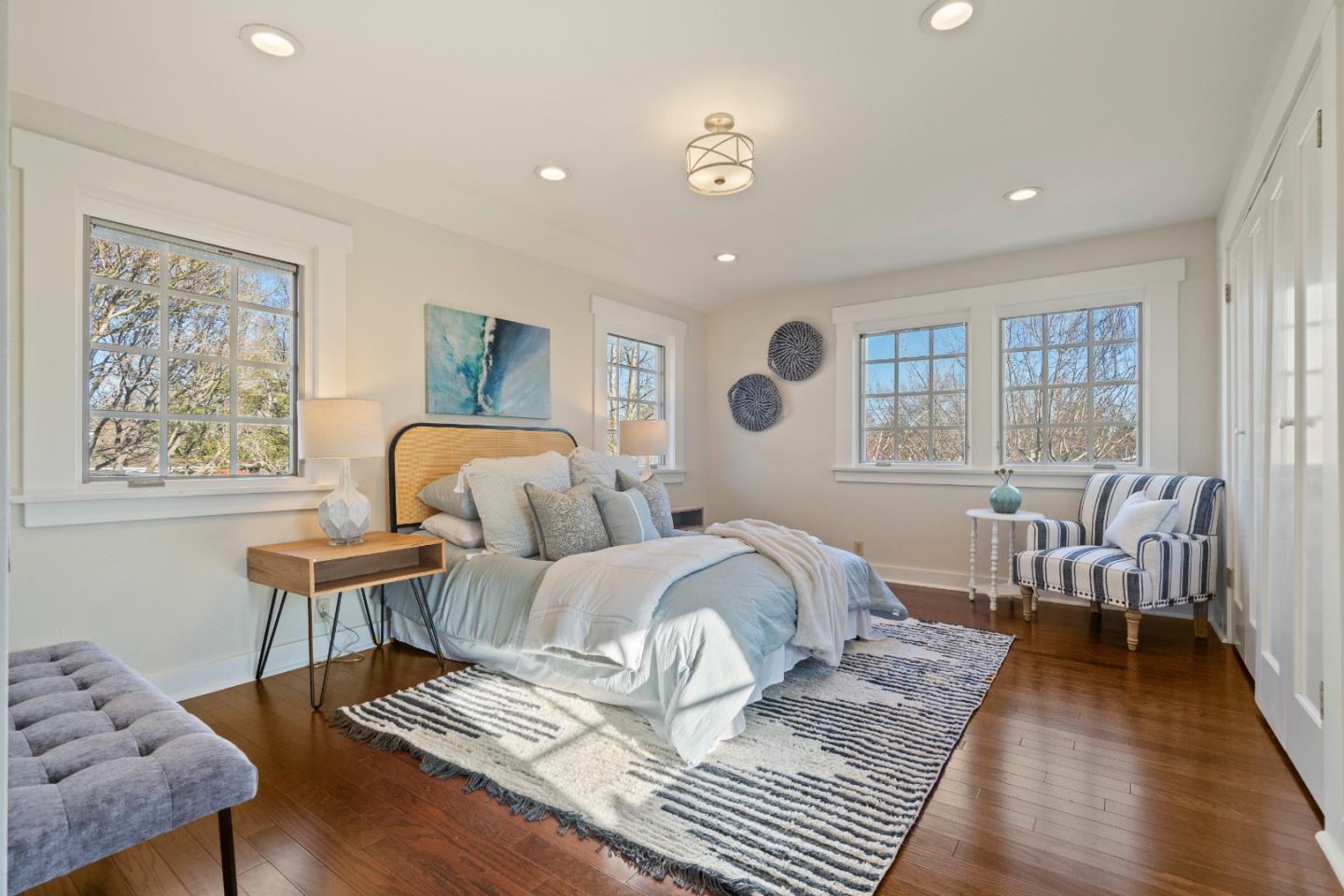 1305 Yosemite Avenue