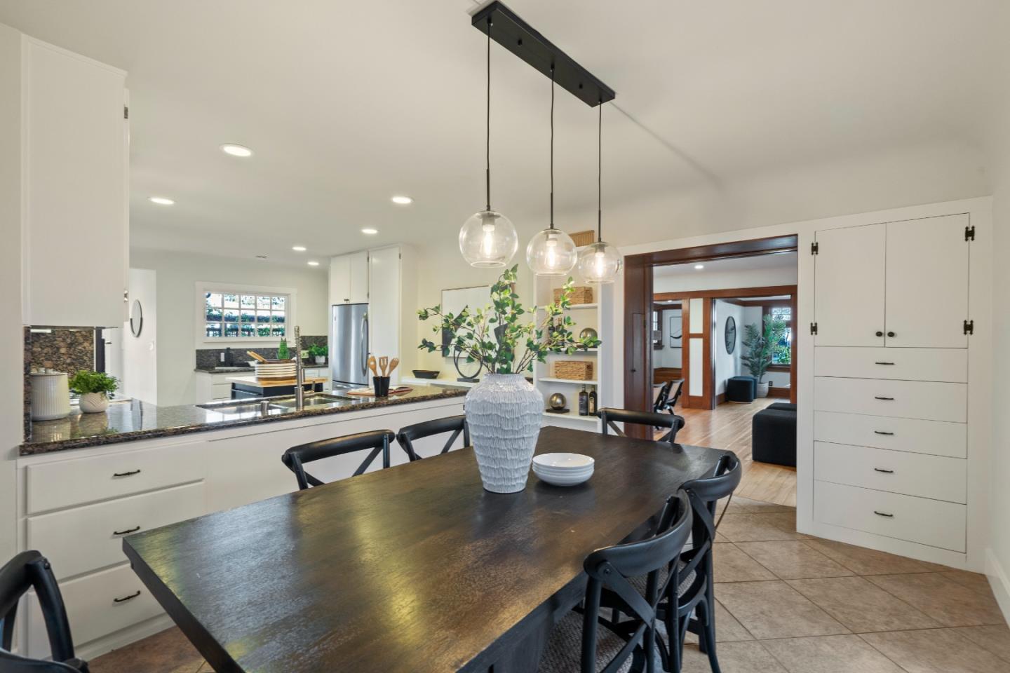 1305 Yosemite Avenue