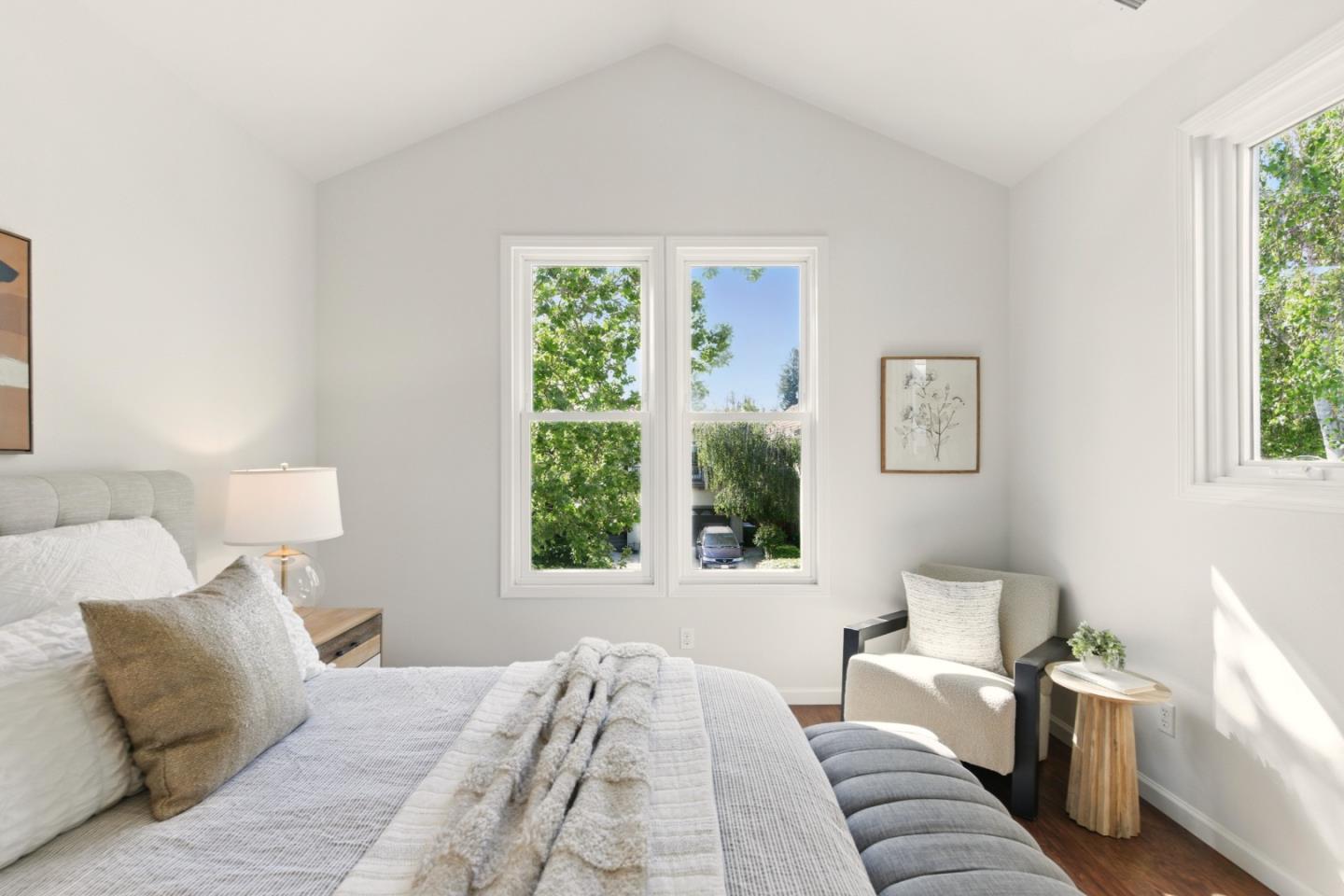 1435 Rosecrest Terrace