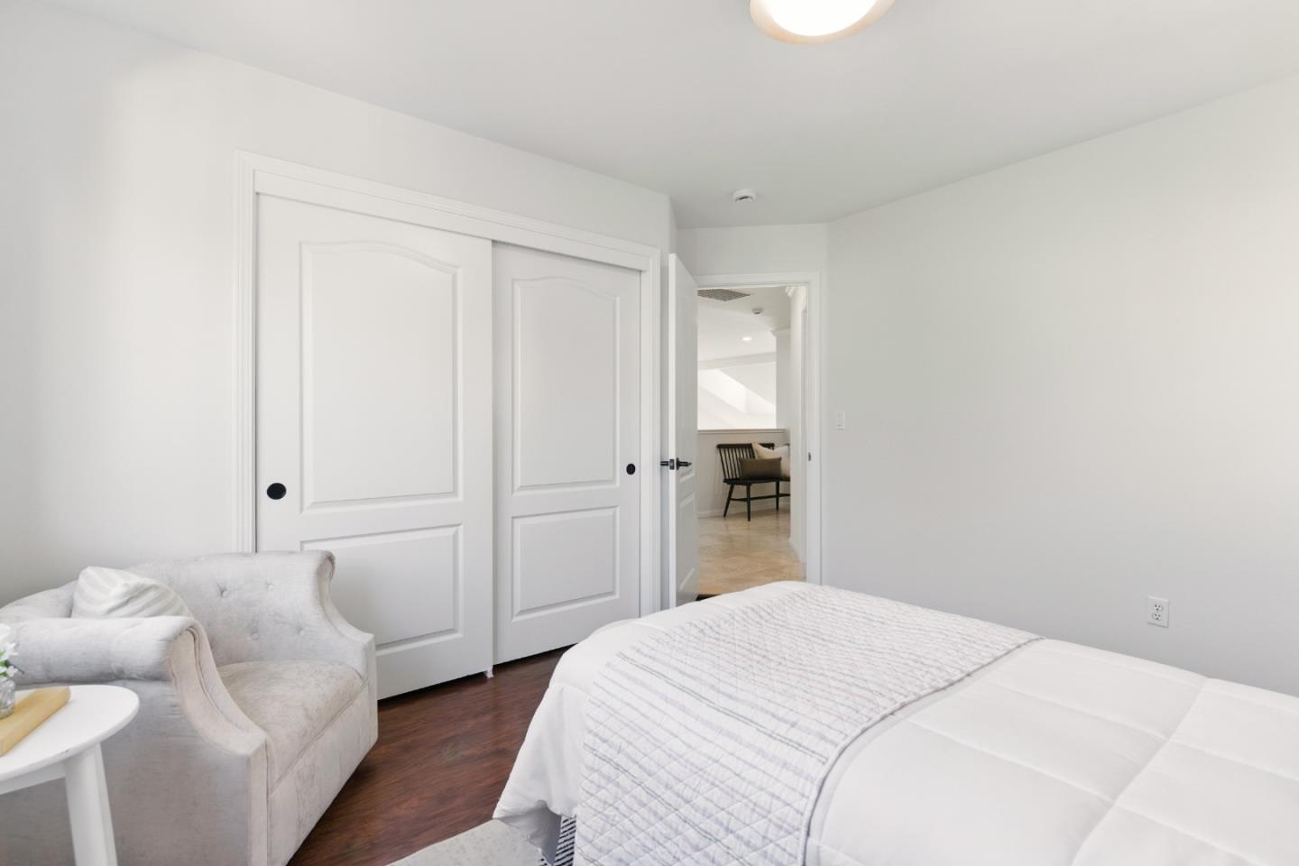 1435 Rosecrest Terrace