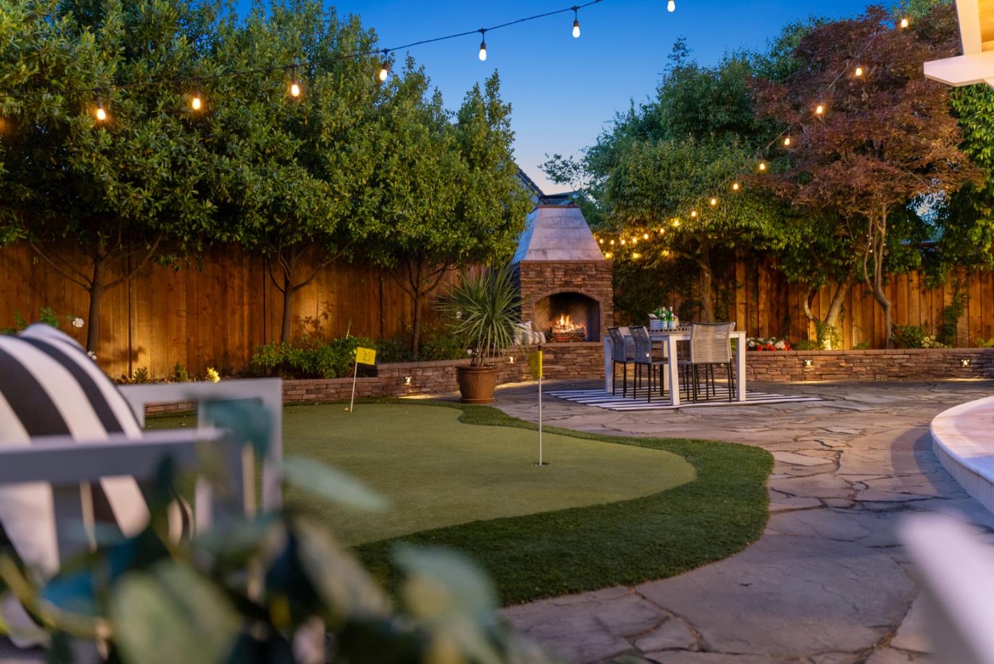 1435 Rosecrest Terrace