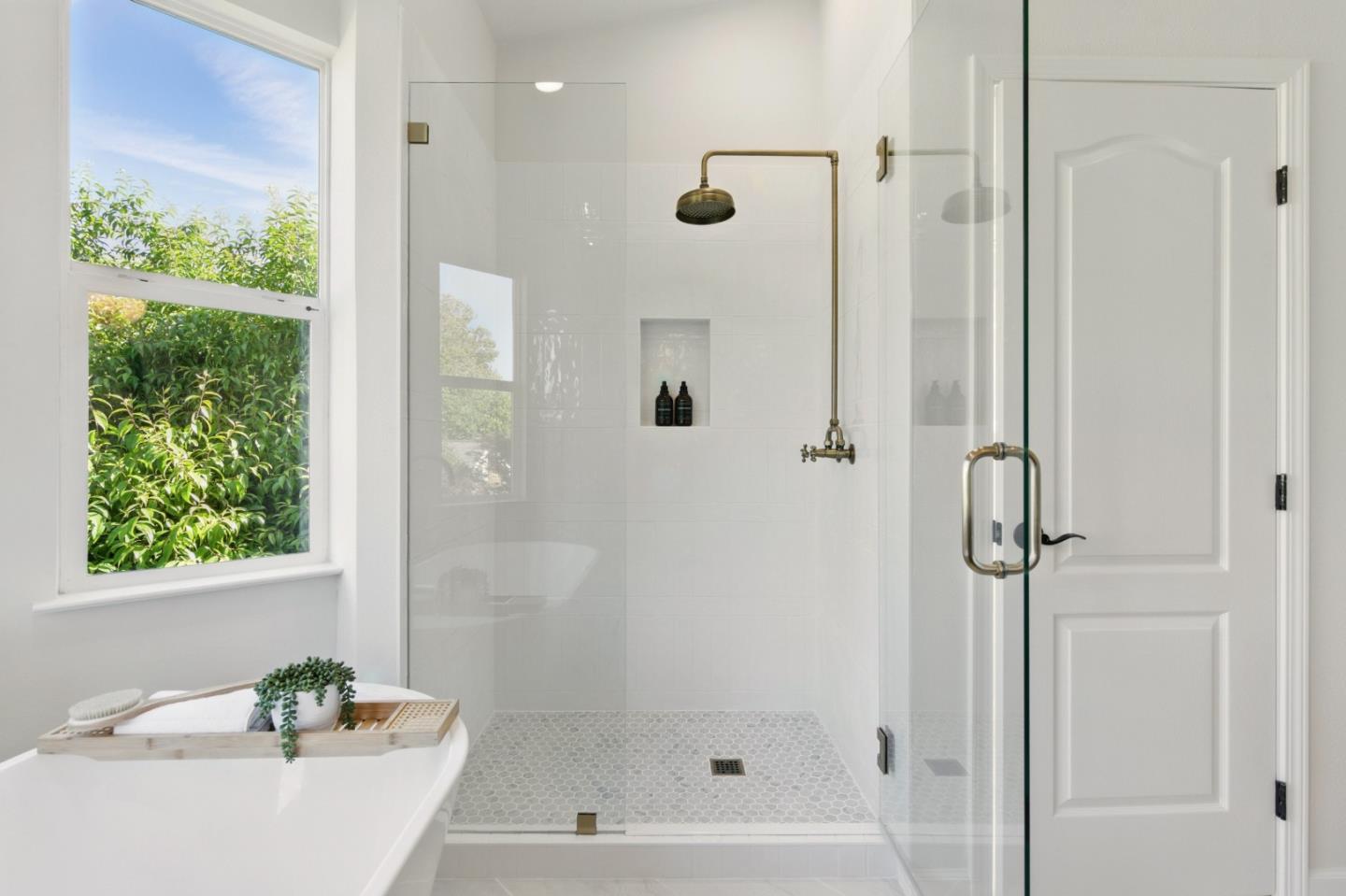 1435 Rosecrest Terrace