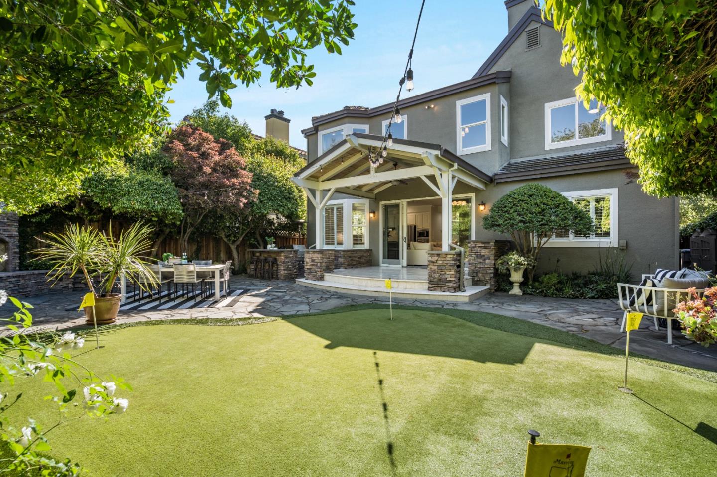 1435 Rosecrest Terrace