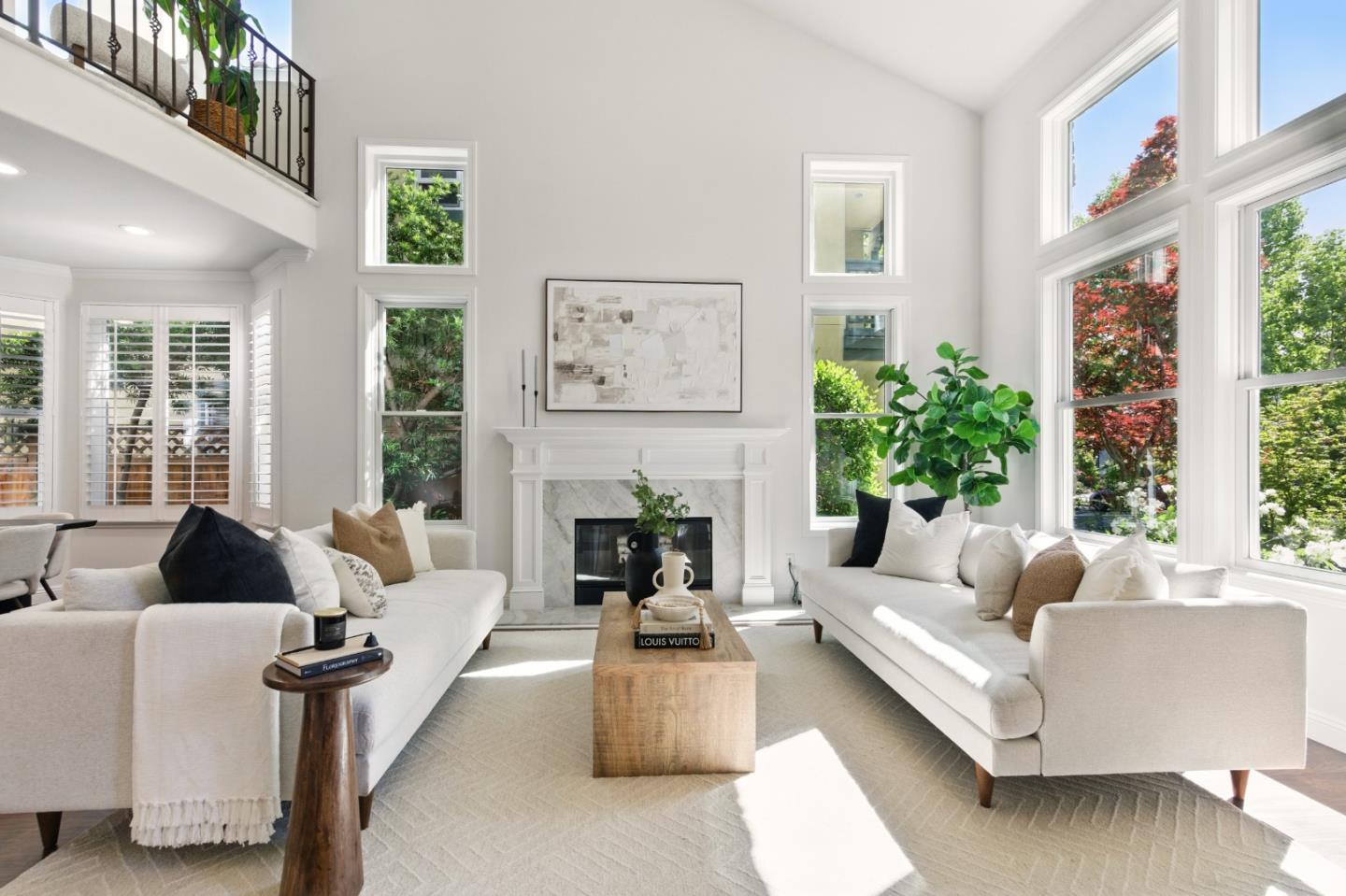 1435 Rosecrest Terrace