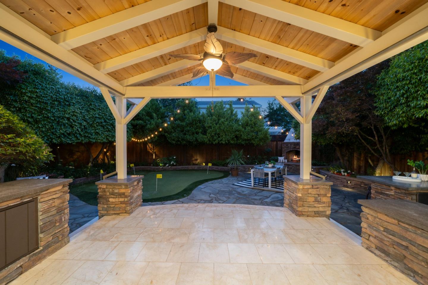 1435 Rosecrest Terrace