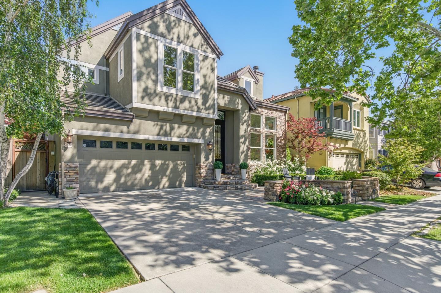 1435 Rosecrest Terrace