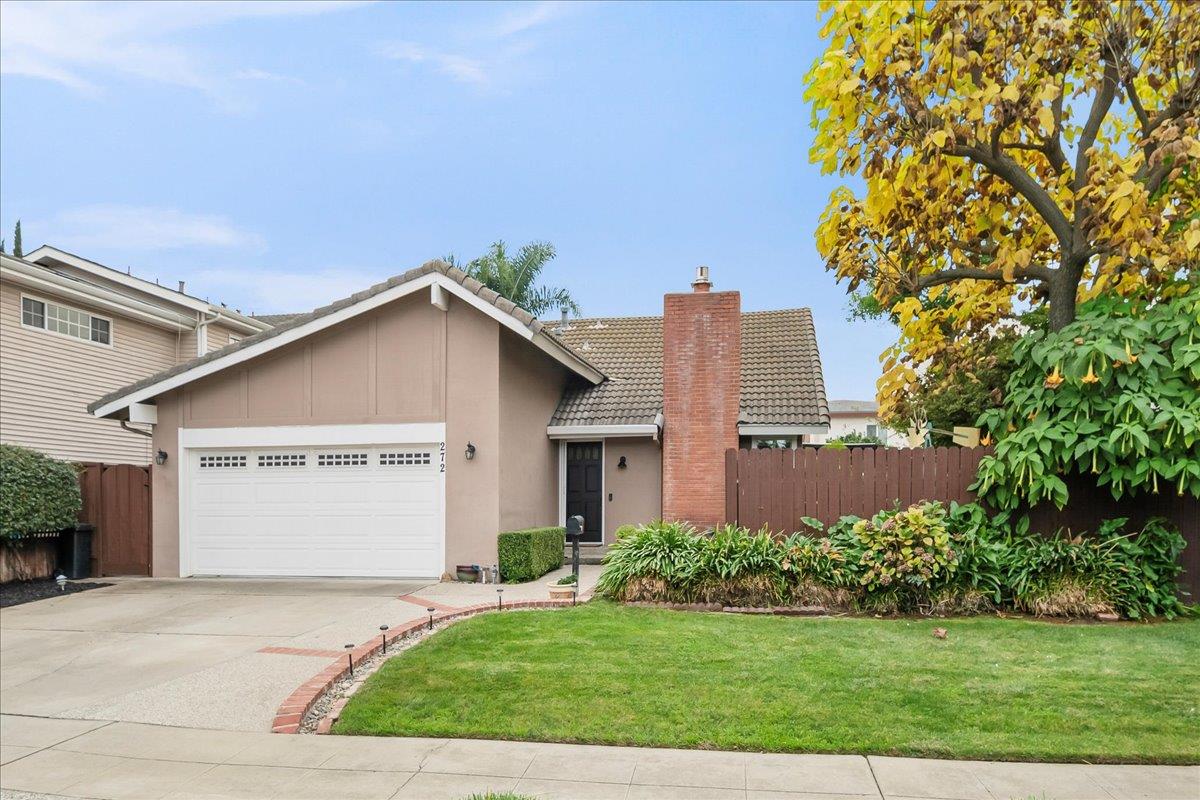 272 Los Palmos WAY