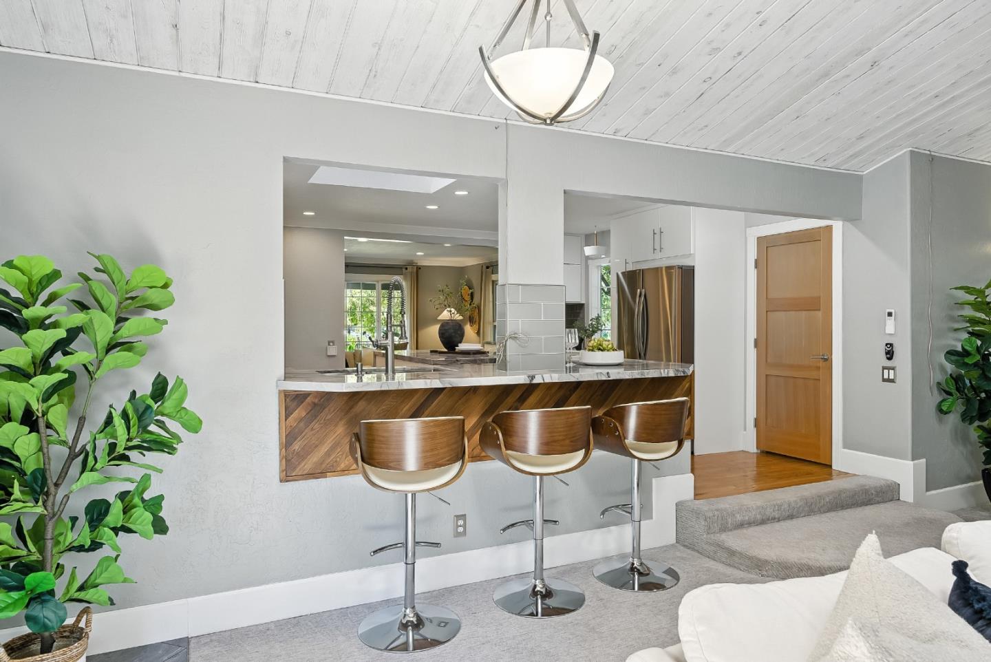 1830 Heatherdale Avenue