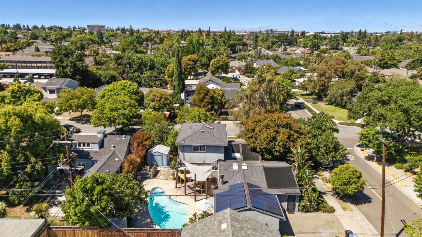 1830 Heatherdale Avenue