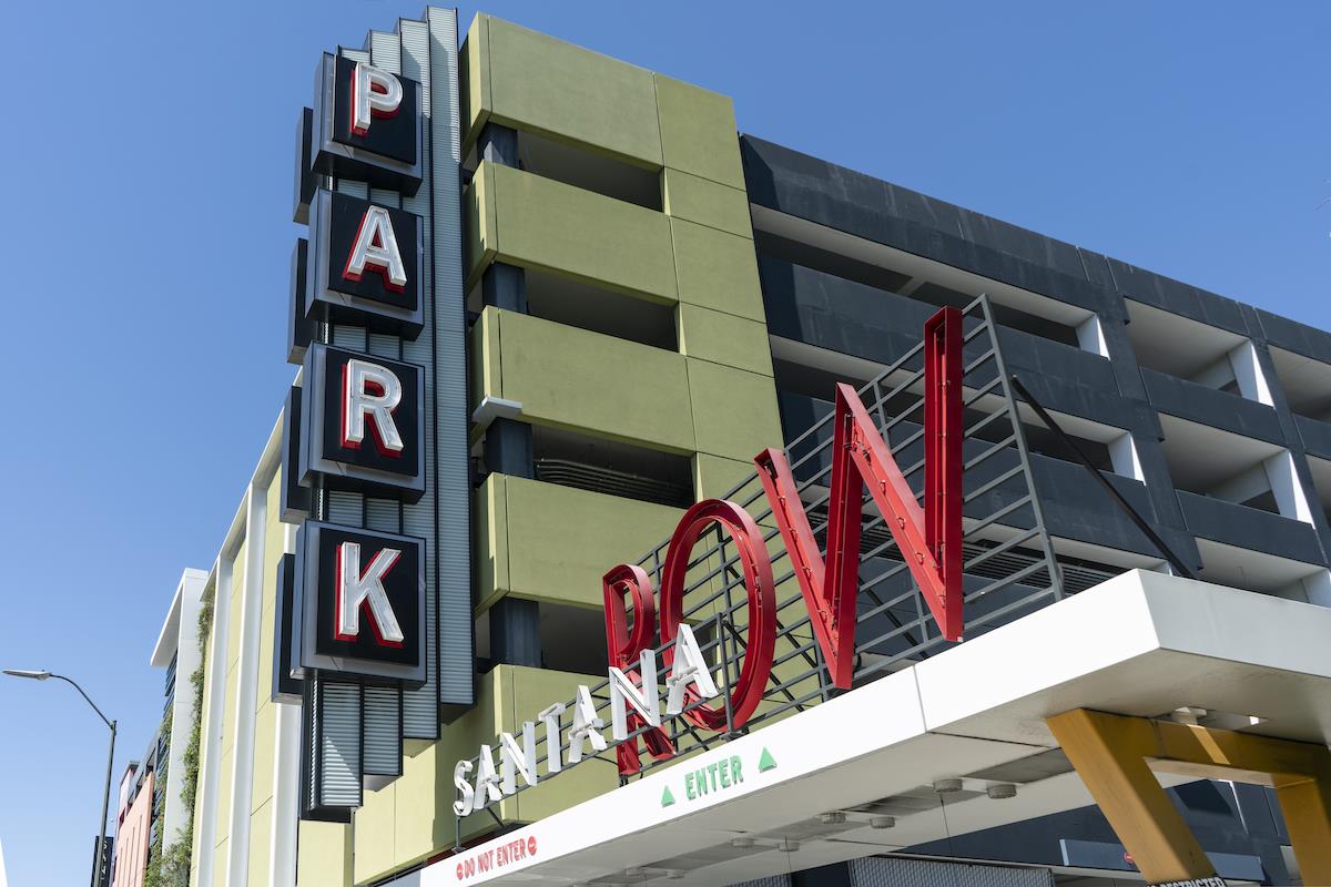 1830 Heatherdale Avenue