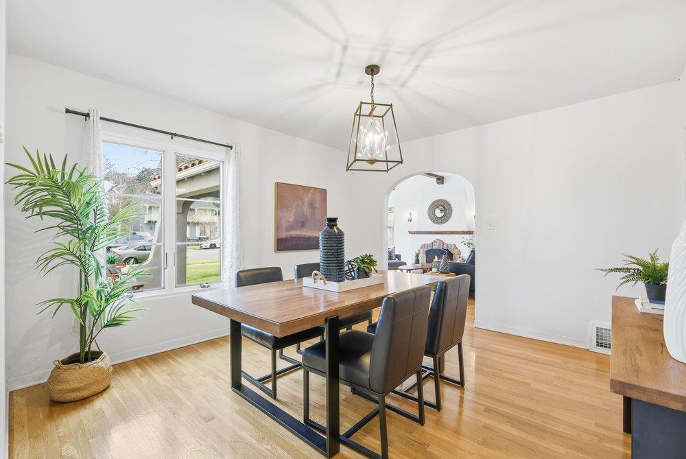 1555 Calaveras Avenue