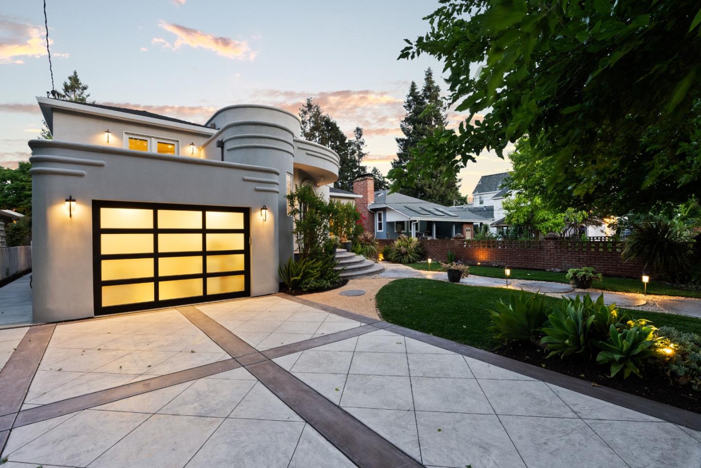 1344 University Avenue