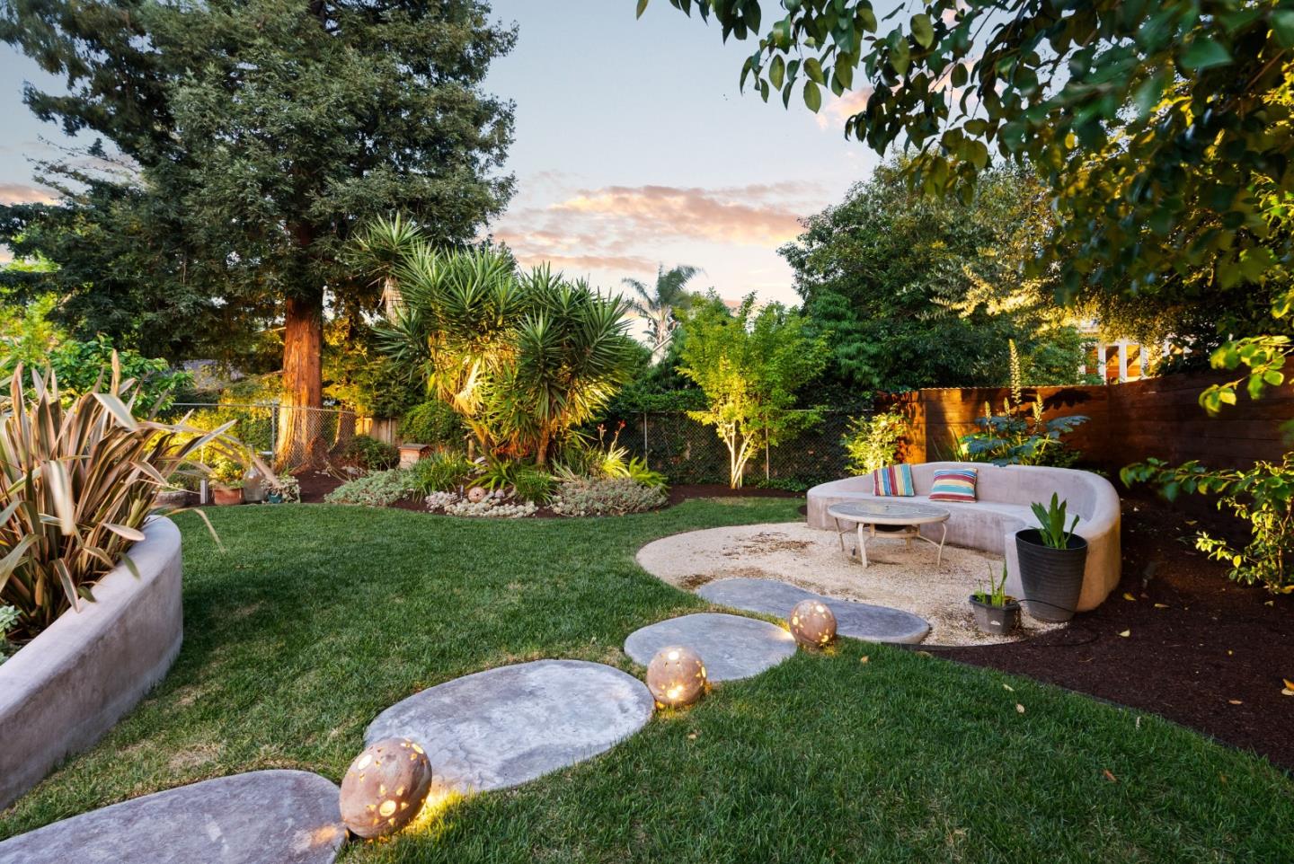 1344 University Avenue