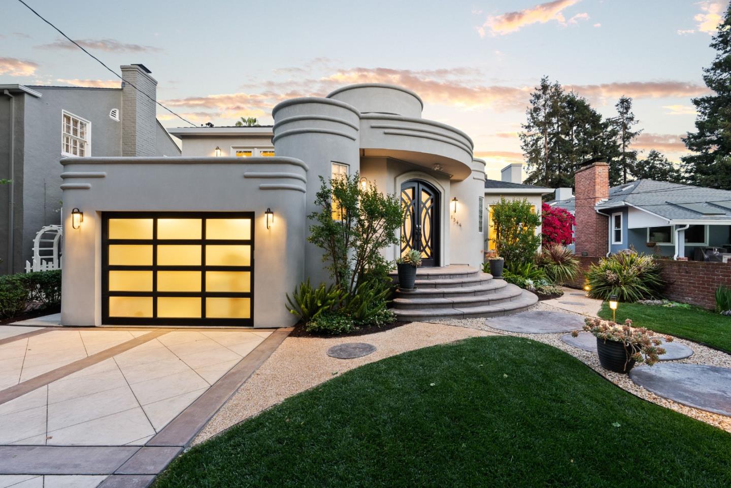 1344 University Avenue