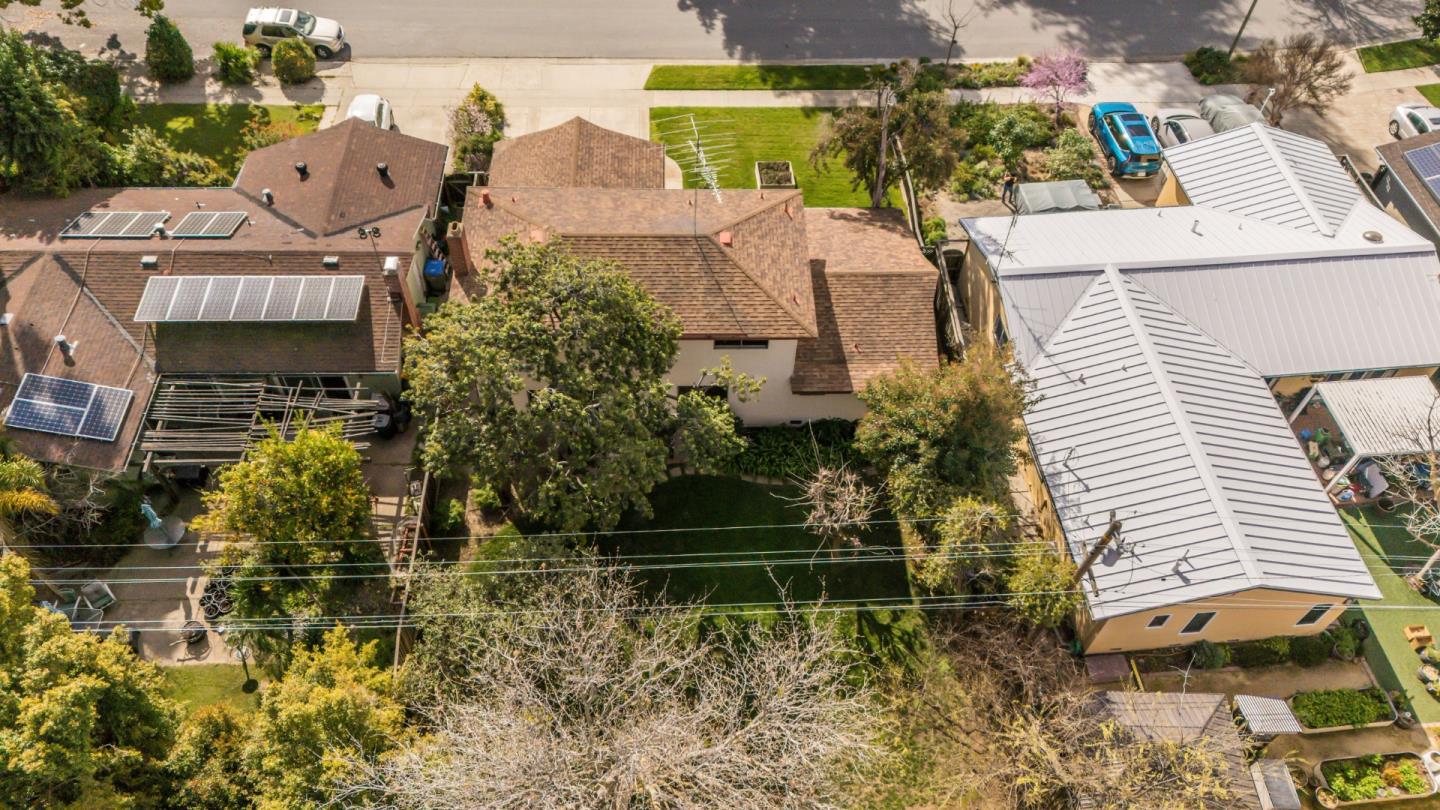 2261 Central Park Drive