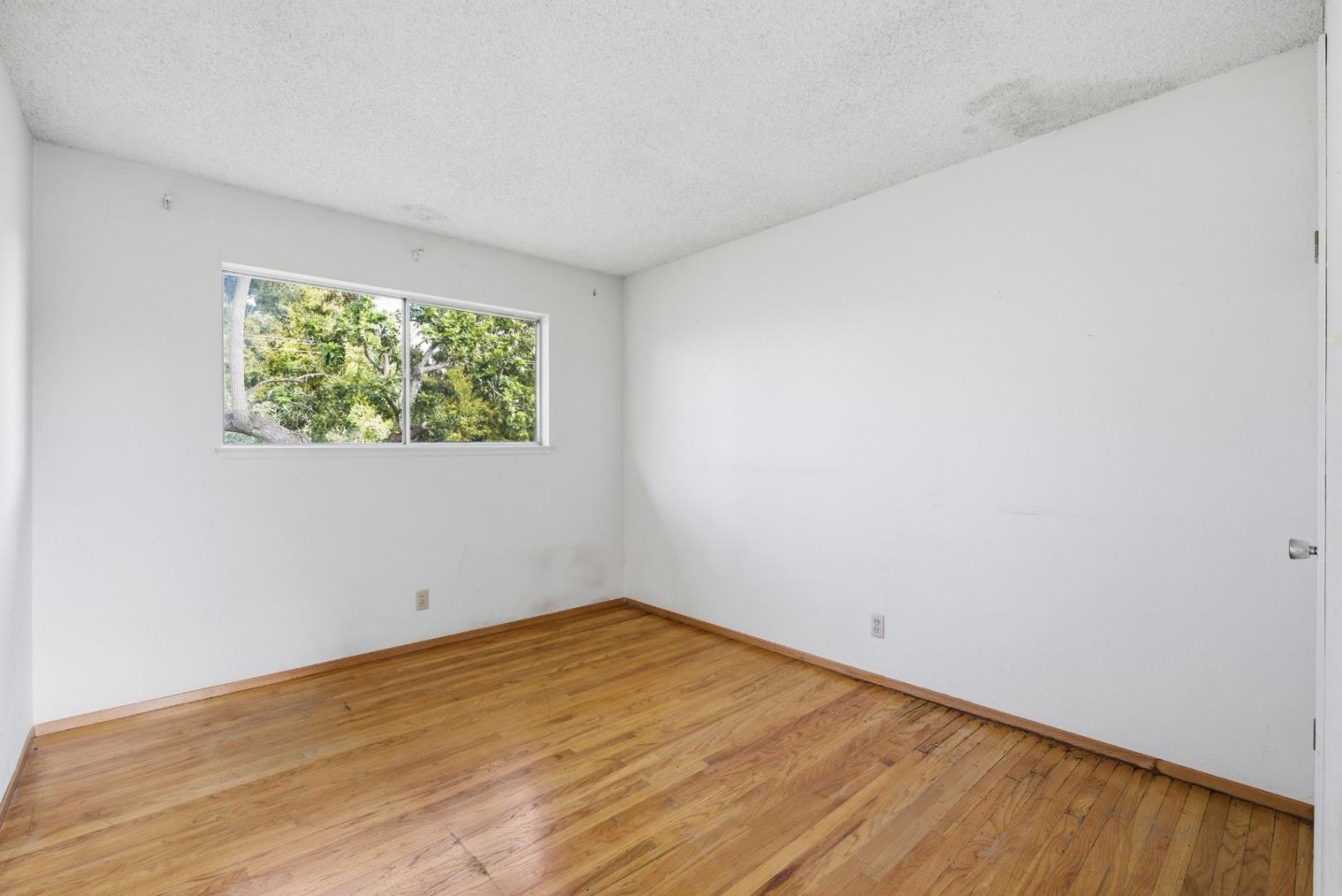 2261 Central Park Drive