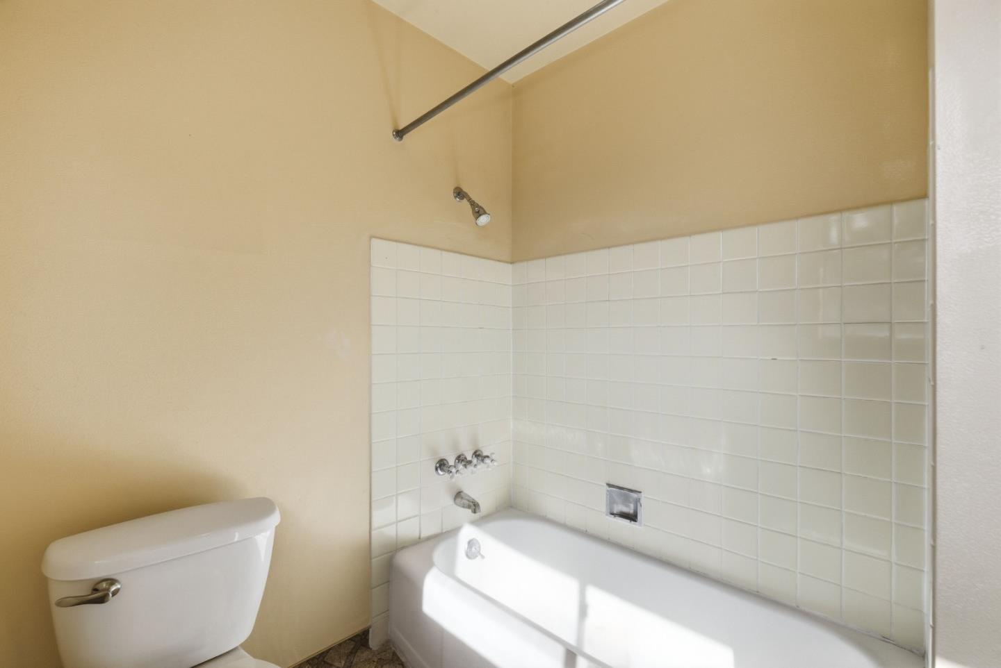 2261 Central Park Drive