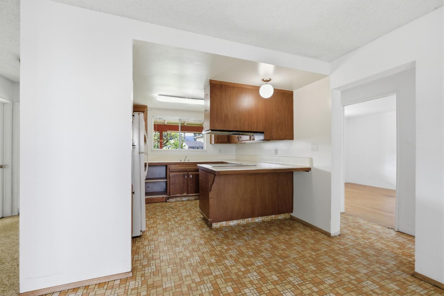 2261 Central Park Drive