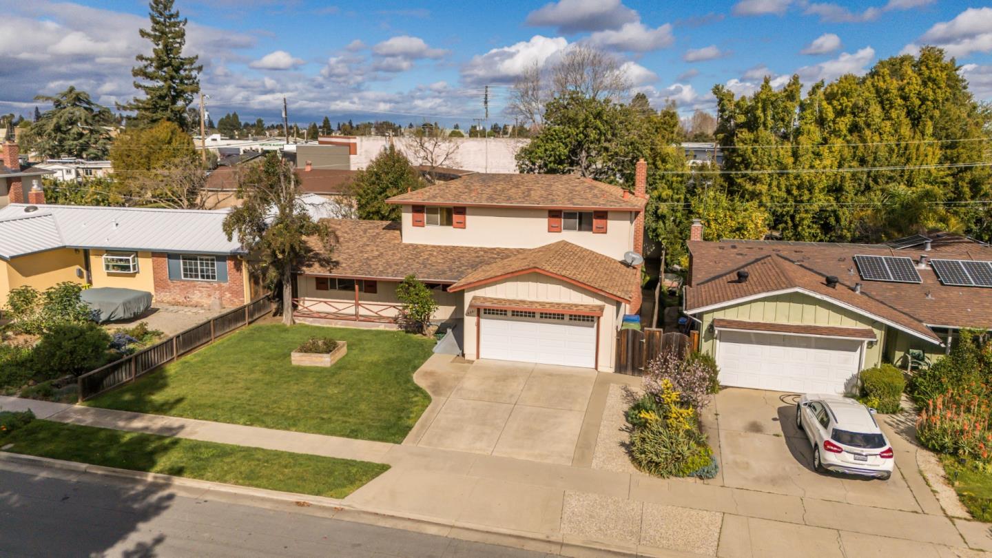 2261 Central Park Drive