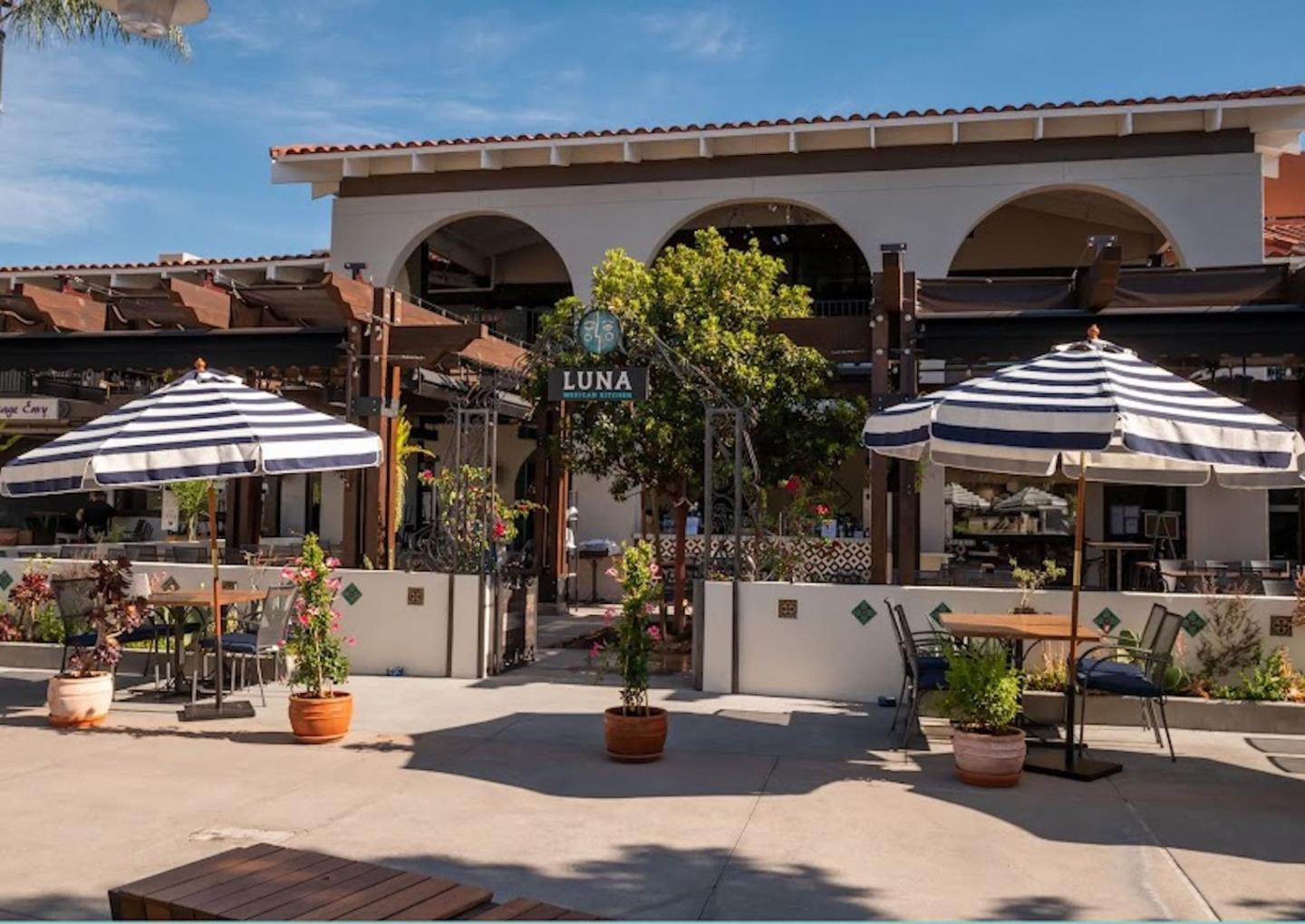 2261 Central Park Drive