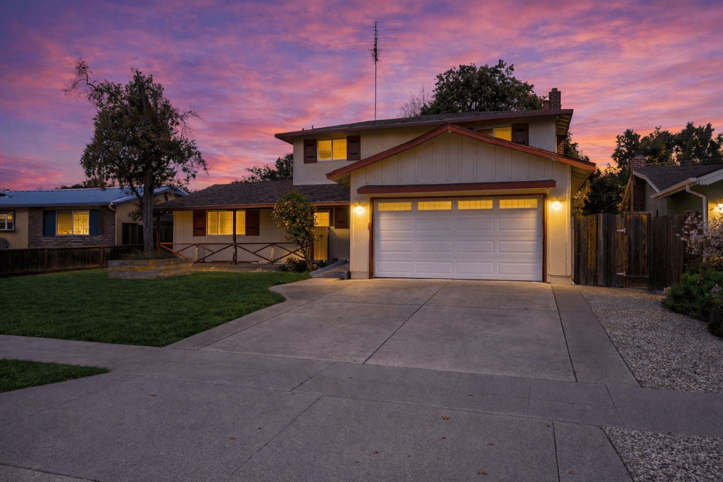 2261 Central Park Drive