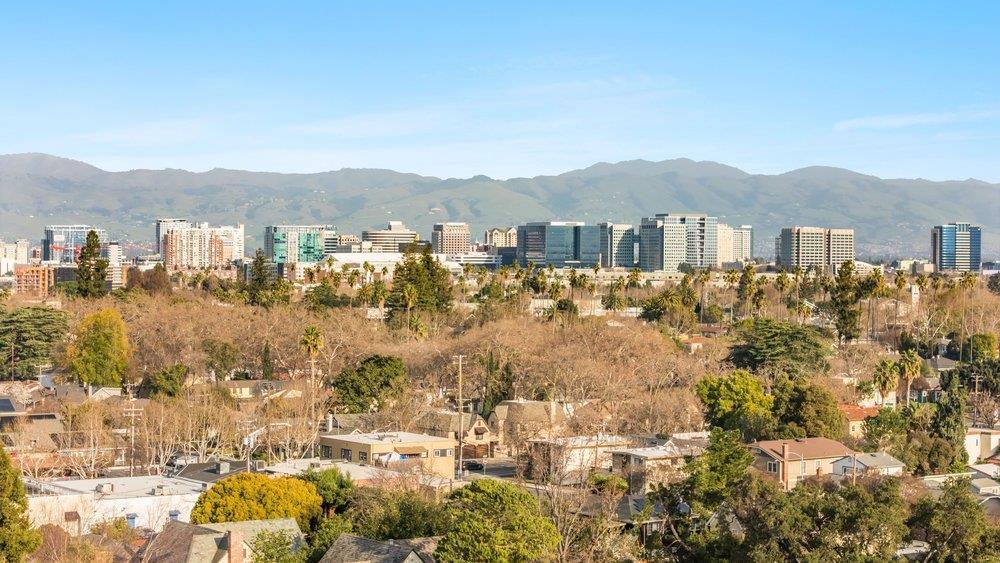 1555 Calaveras Avenue