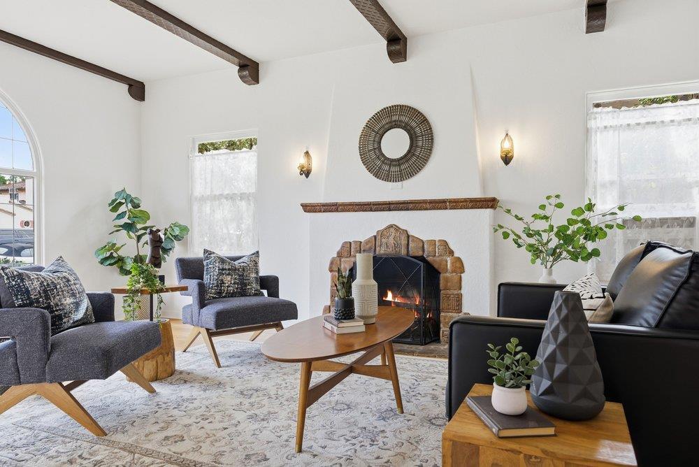 1555 Calaveras Avenue