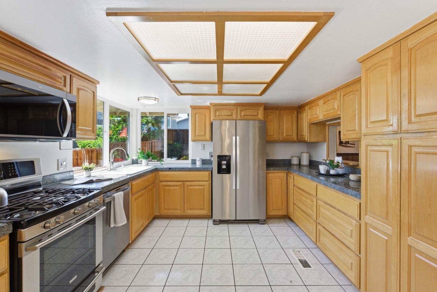 871 Founders Lane