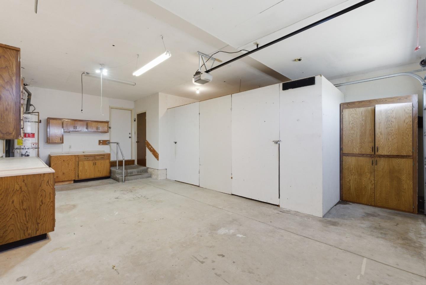 871 Founders Lane