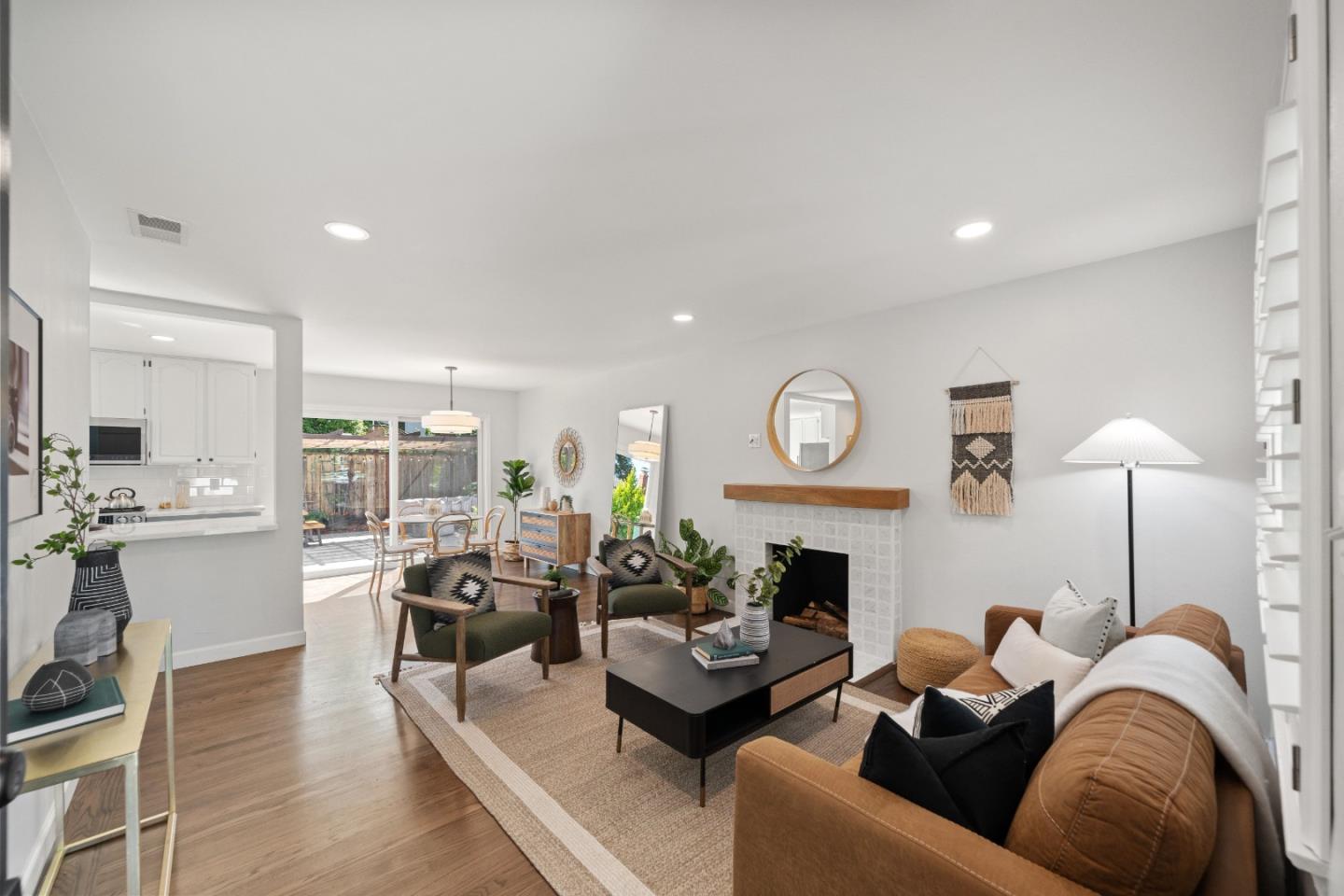 2684 Sutro