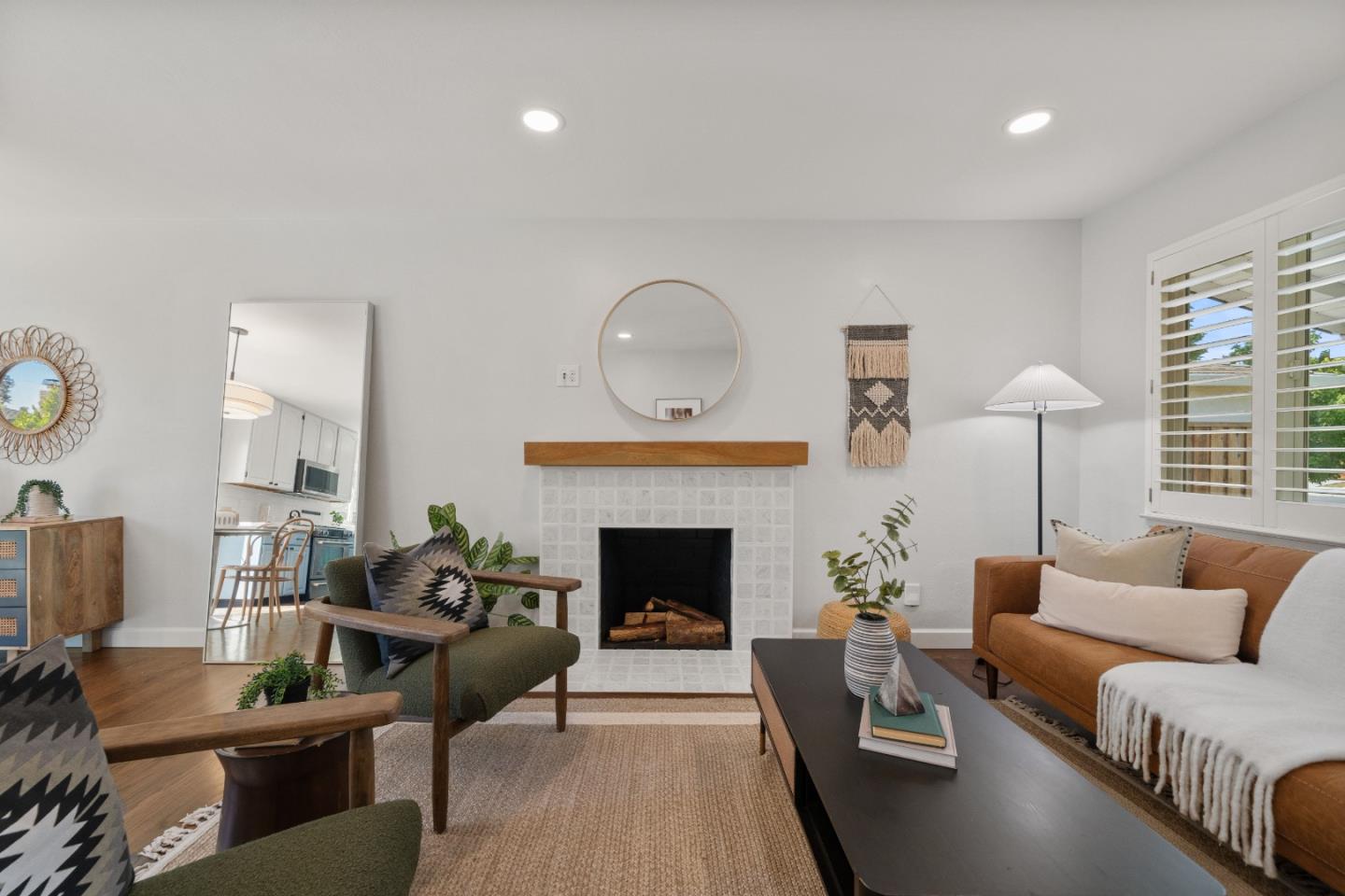 2684 Sutro
