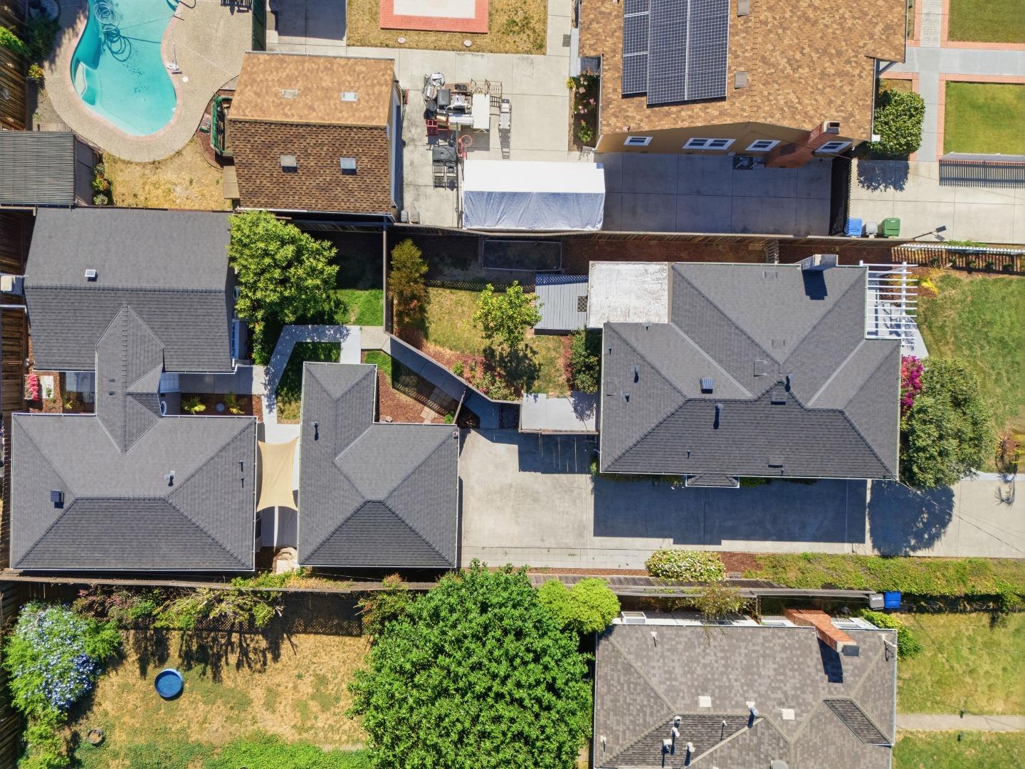 2268 Maywood AVE