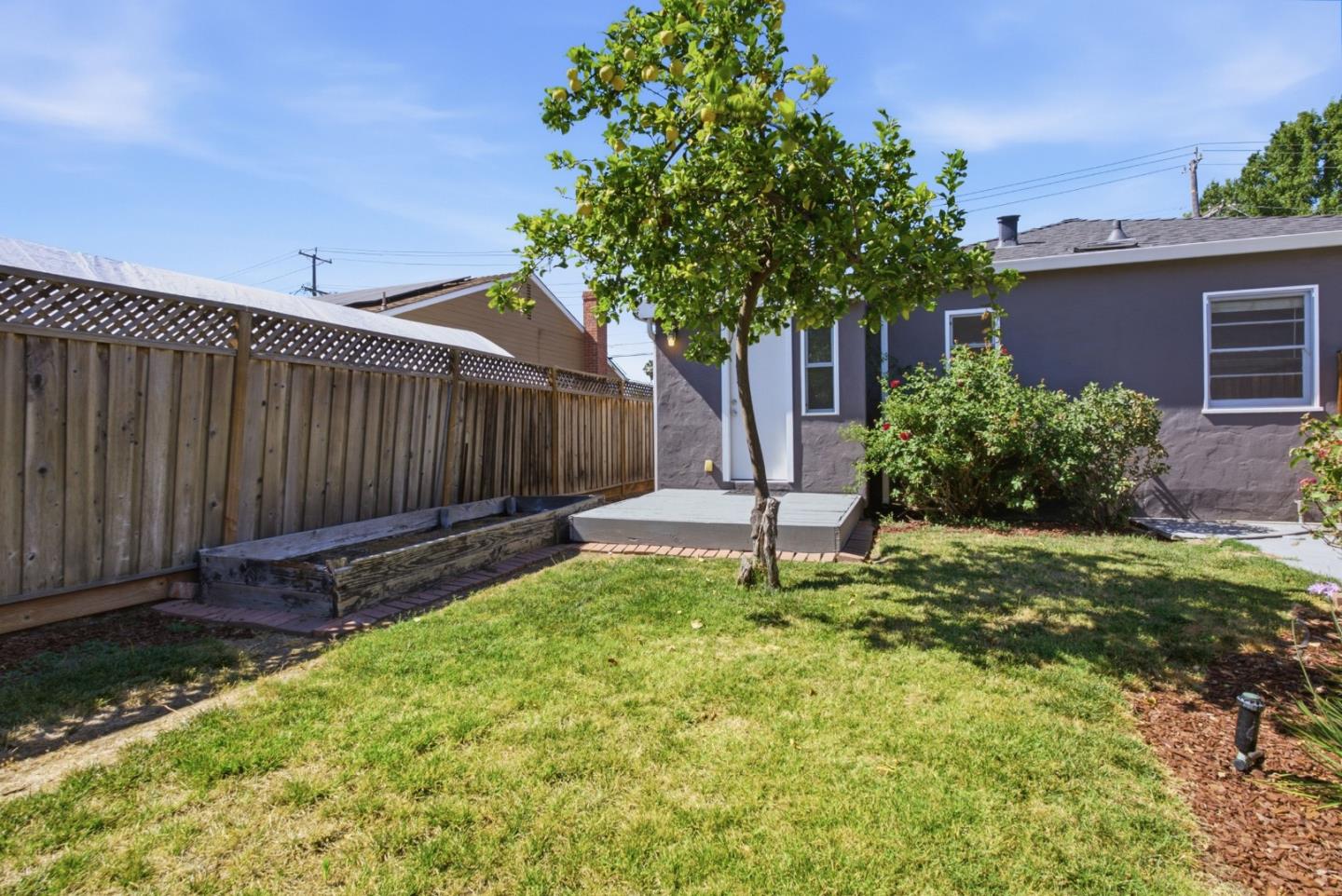 2268 Maywood AVE