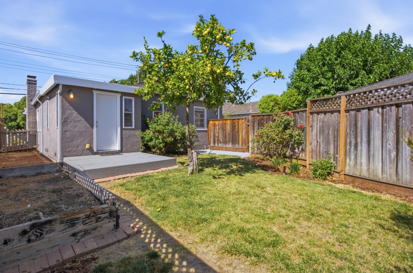 2268 Maywood AVE